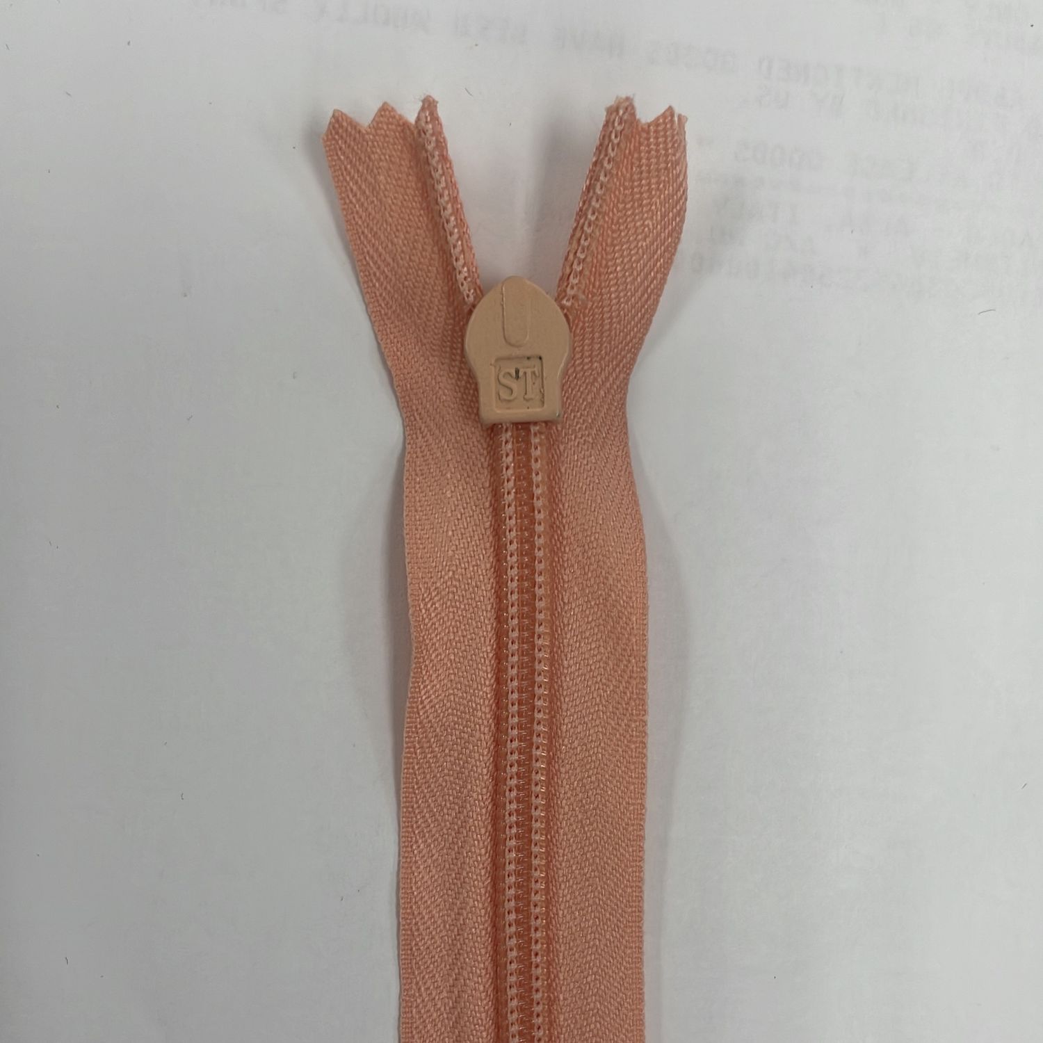 [ 18991 ] Zip Invisible Cotton/50cm/5g/Coral Pink per Each