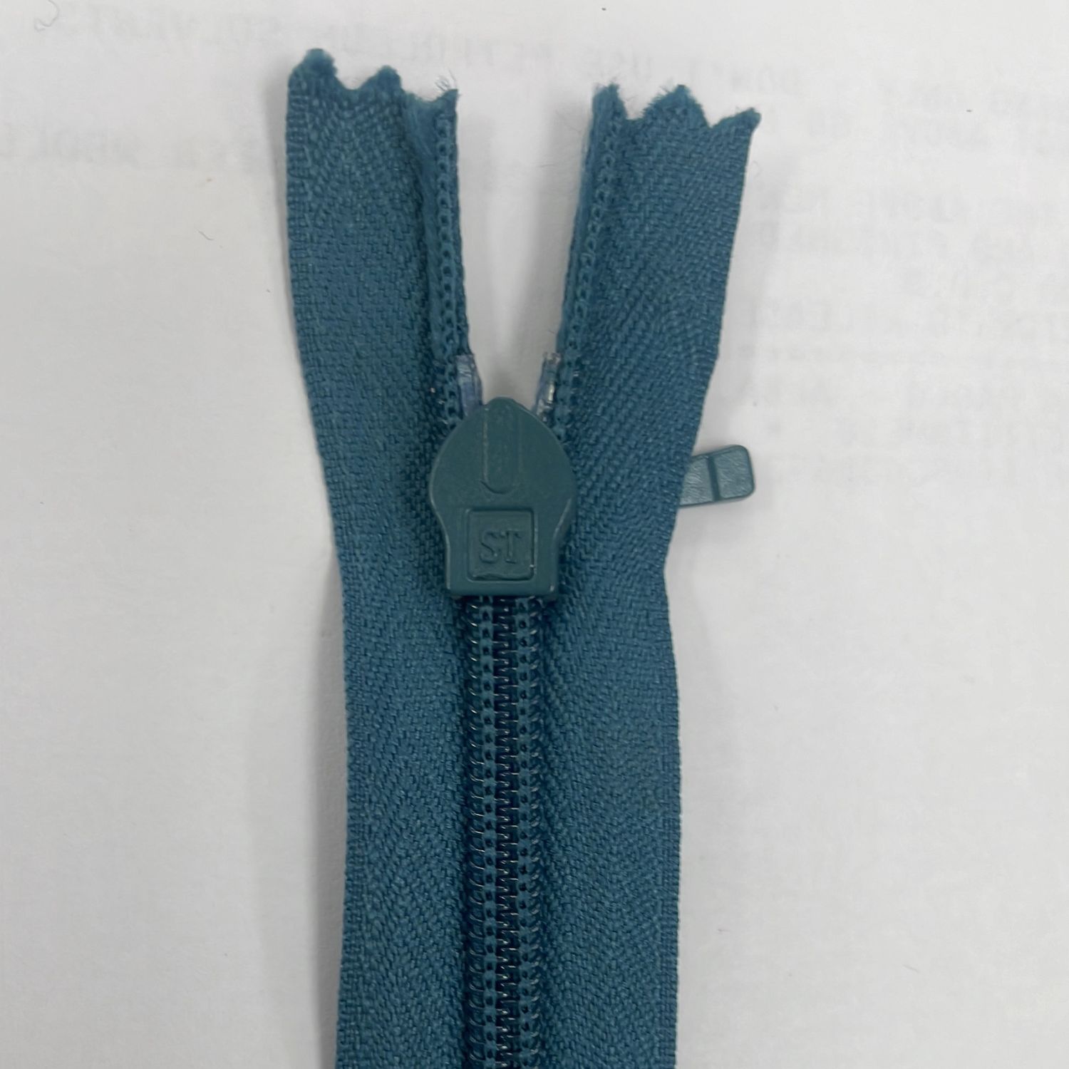 [ 18940 ] Zip Invisible Cotton/20cm/5g/Melody per Each