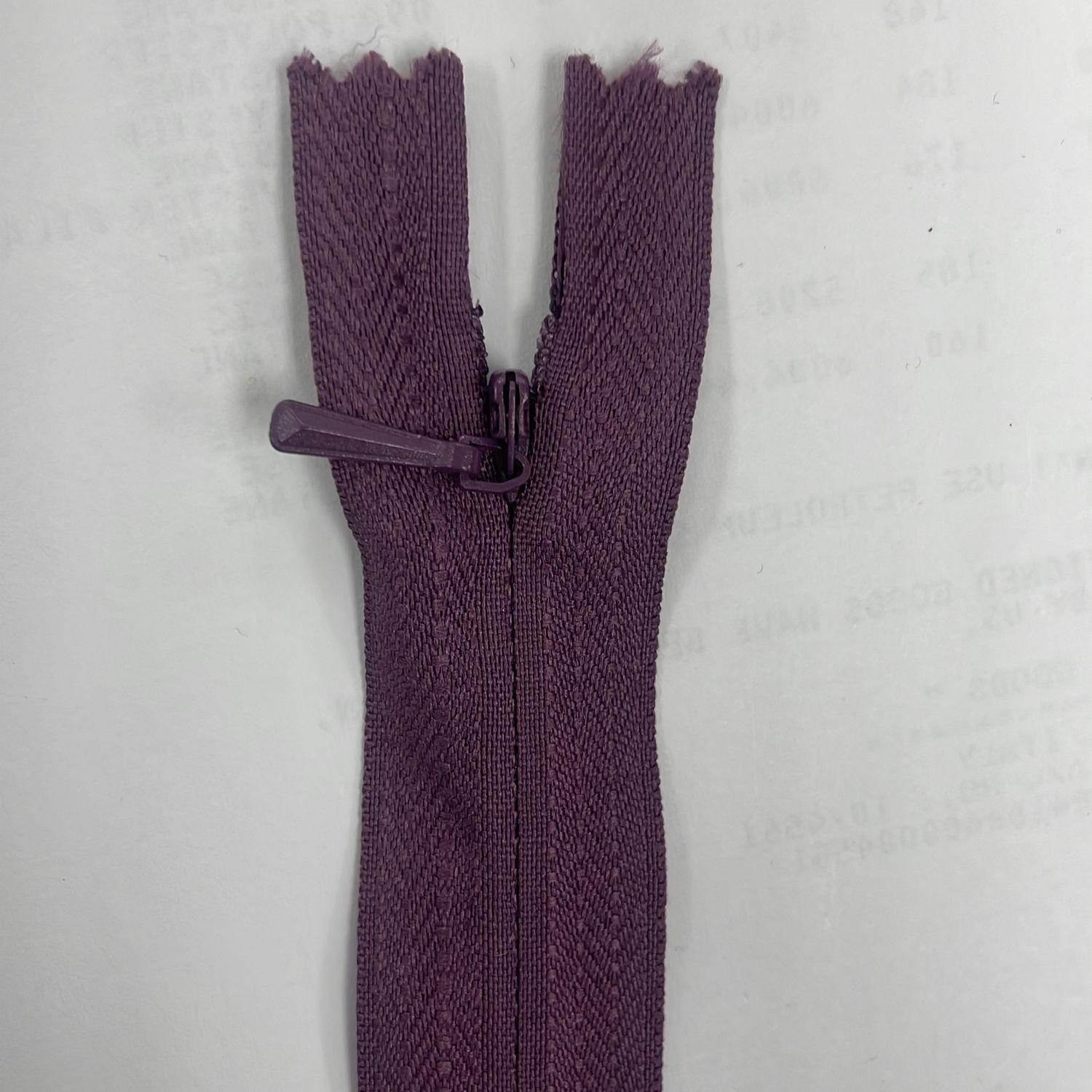 [ 19002 ] Zip Invisible Cotton/50cm/5g/Harvest Wine per Each