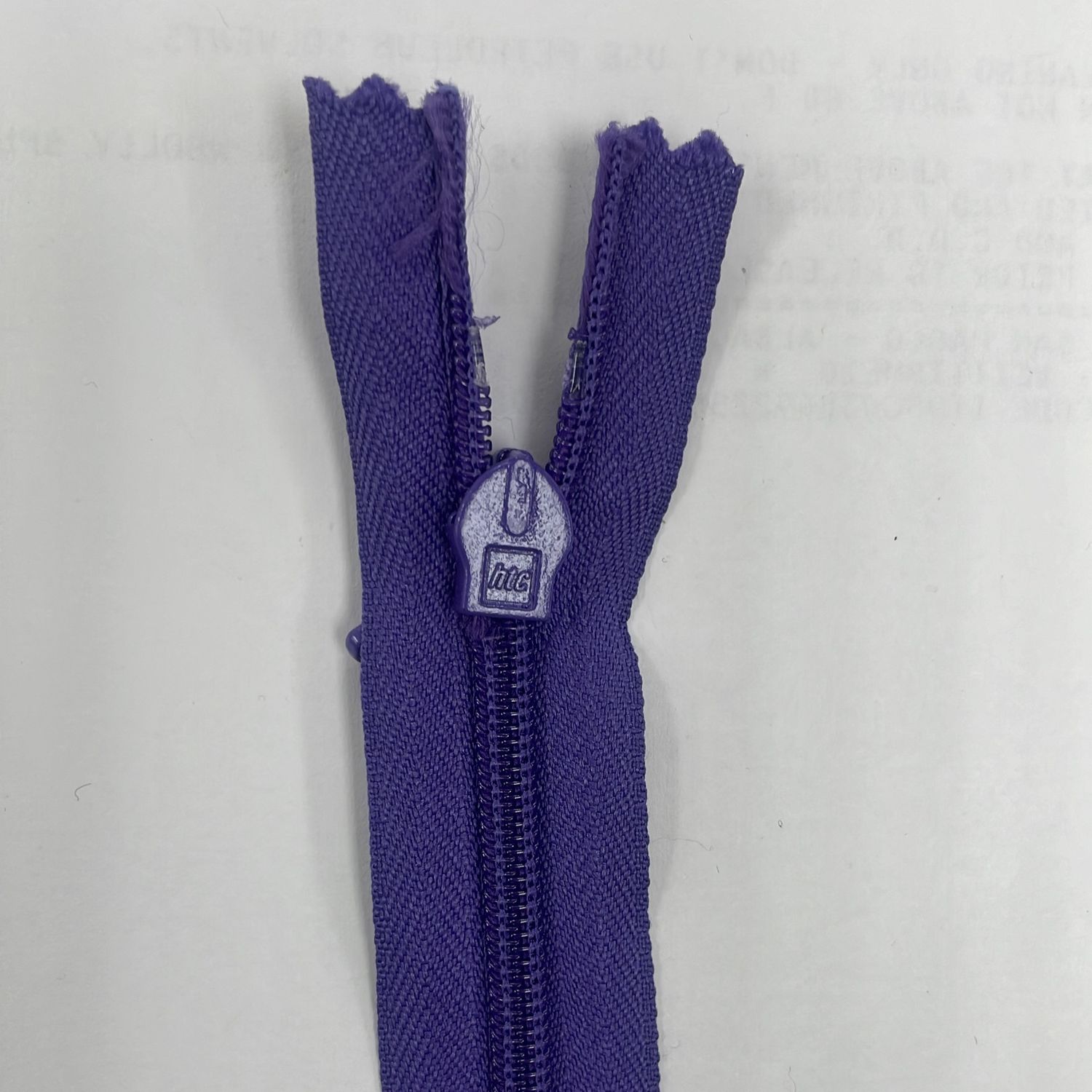 [ 19325 ] Zip Invisible Cotton/20cm/5g/Purple per Each