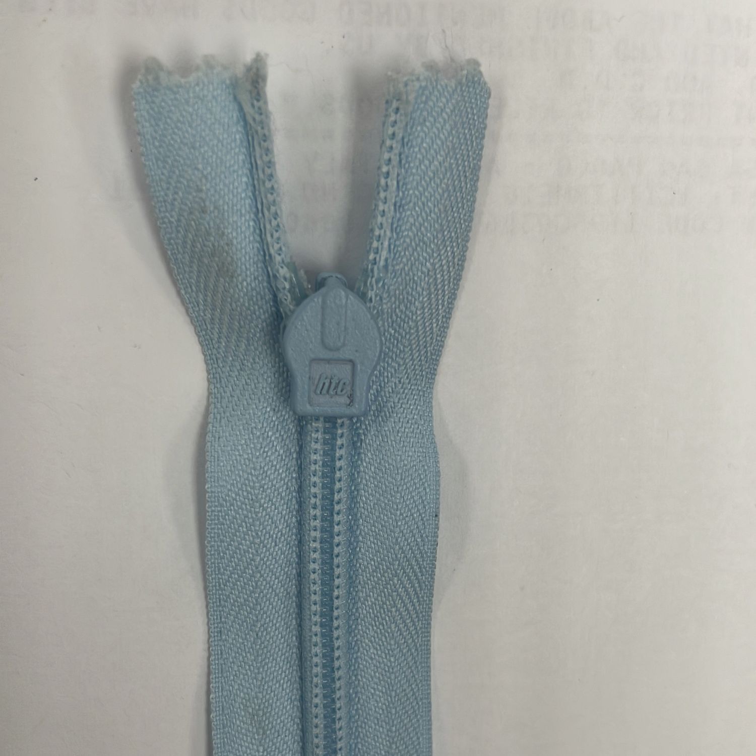[ 18925 ] Zip Invisible Cotton/20cm/5g/Candy blue per Each