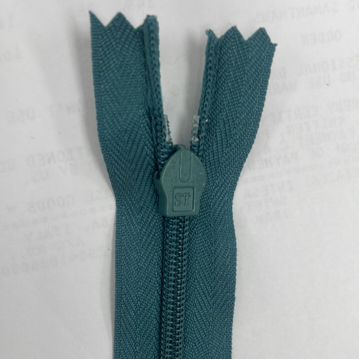 [ 18948 ] Zip Invisible Cotton/20cm/5g/Cypress per Each