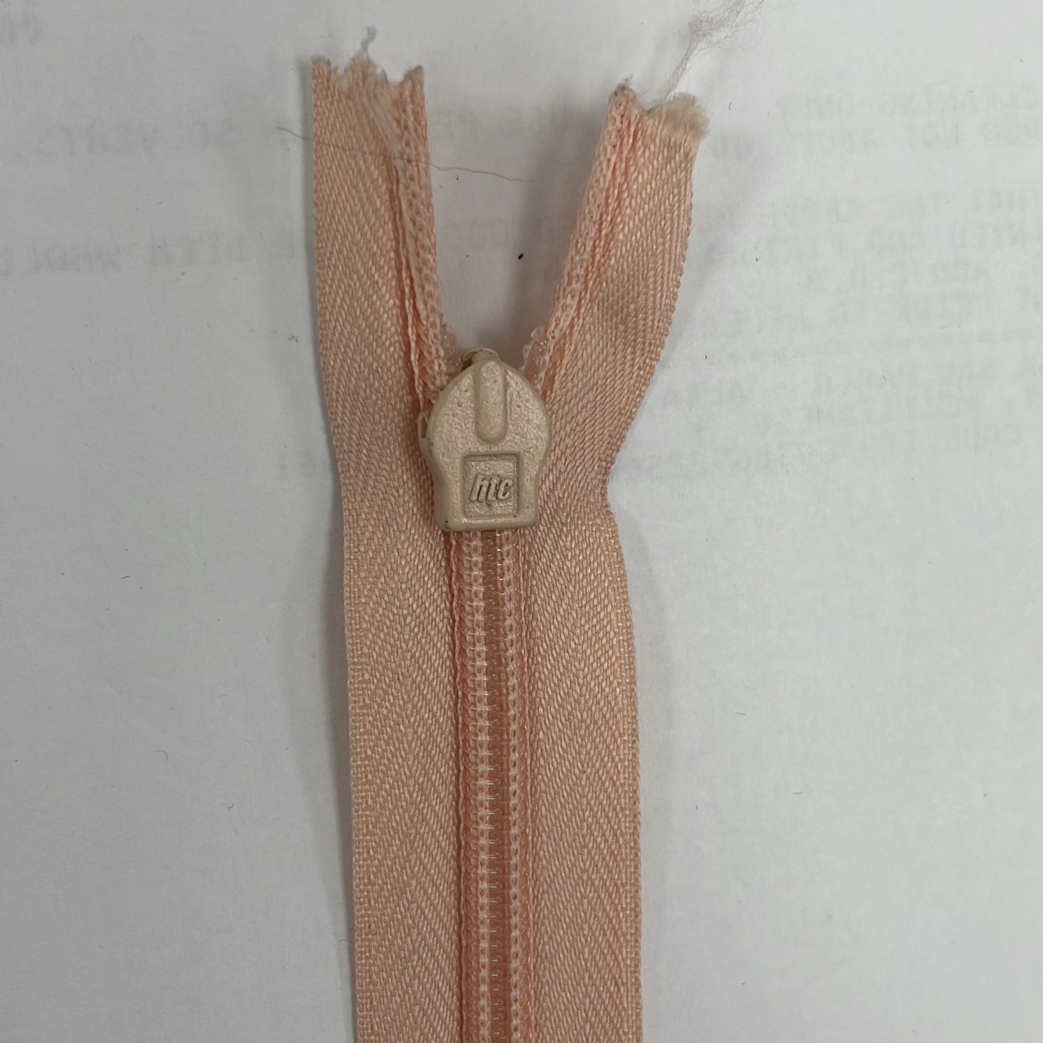 [ 18916 ] Zip Invisible Cotton/20cm/5g/Peach per Each