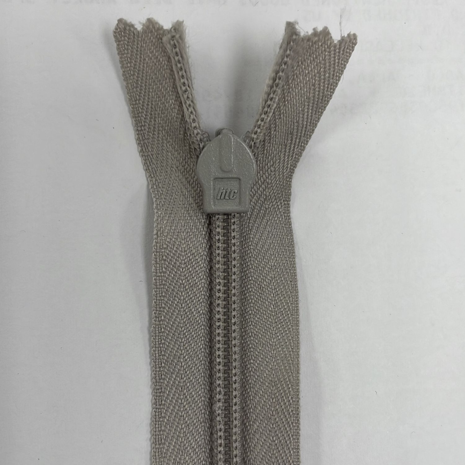 [ ZI-HTC-20-300 ] Zip Invisible 20cm-SMOKE GREY per Each