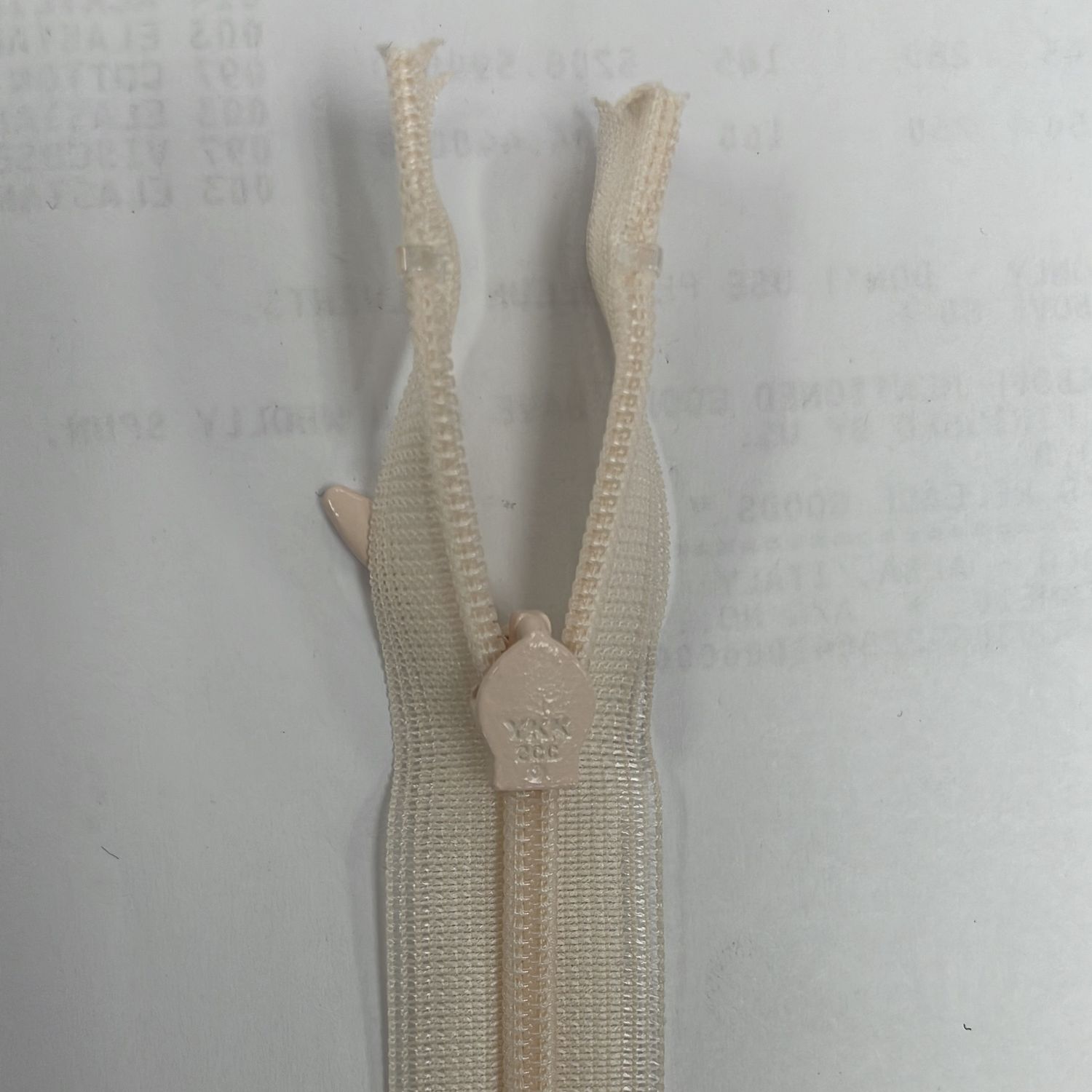 [ 17983 ] Zip Invisible/60/5g/Ballet Pink per Each