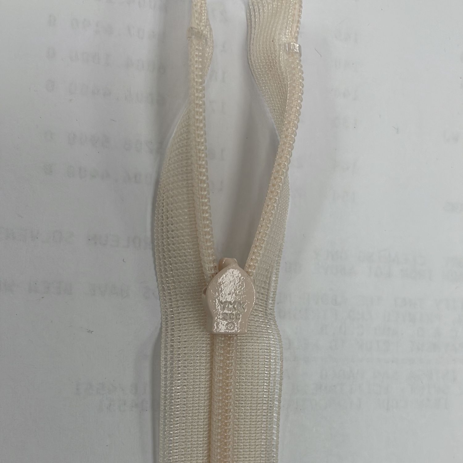 [ 21289 ] Zip Invisible/60cm/5g/Natural per Each