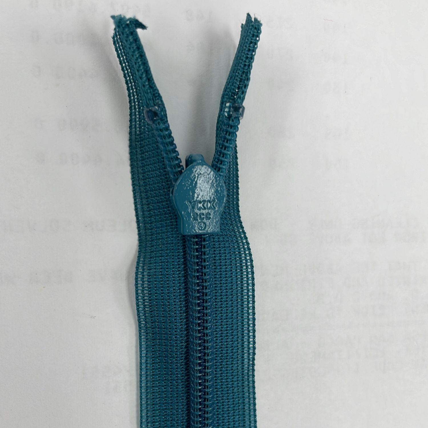 [ 21288 ] Zip Invisible/60cm/5g/Tropic Blue per Each