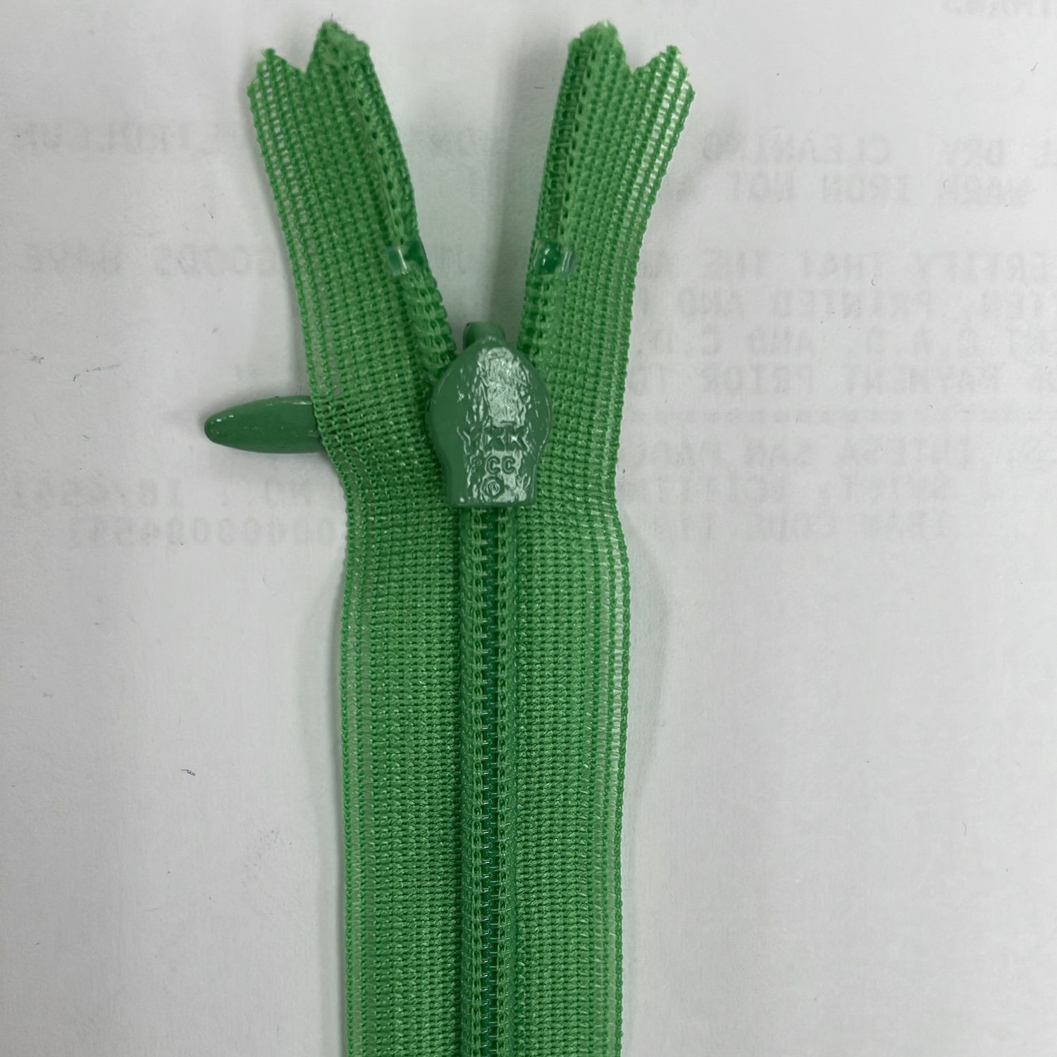 [ ZI-YKK-538-55 ] Zip invisible 55cm Grass Green per Each
