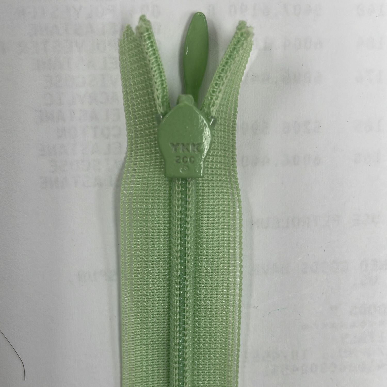 [ ZI-YKK-532-50 ] Zip invisible 50cm - Light Green per Each