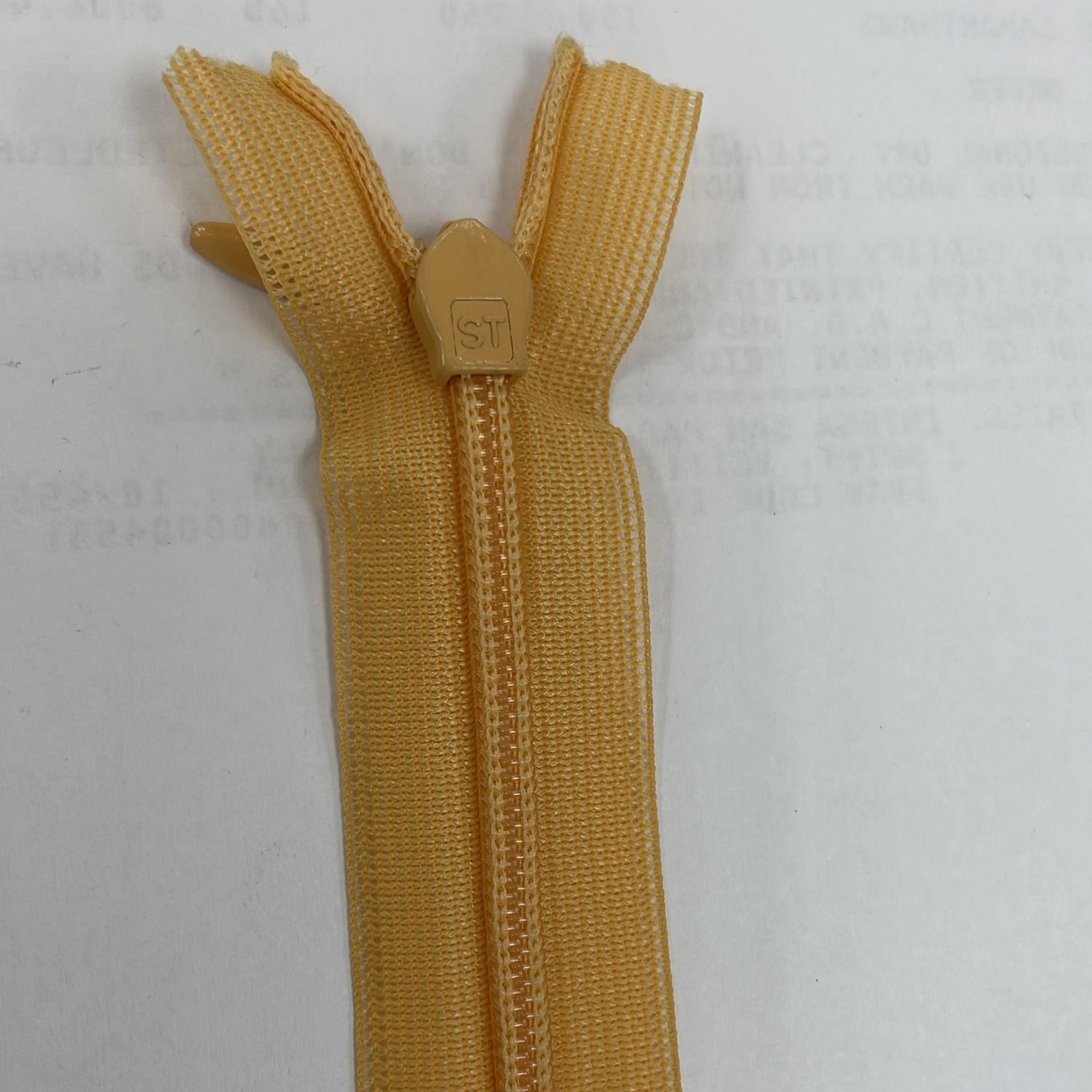 [ ZI-YKK-843-55 ] Zip invisible 55cm Peach Orange per Each