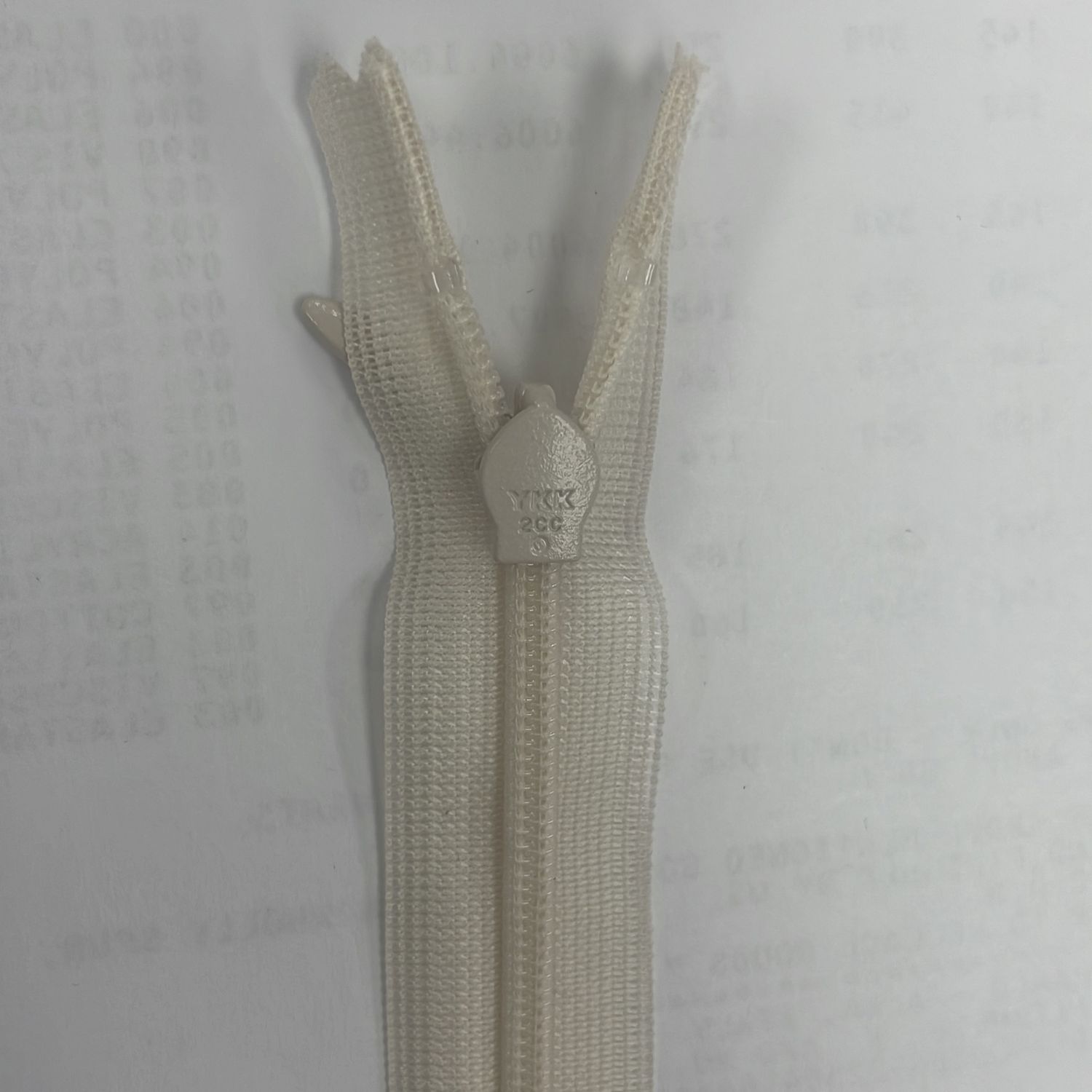 [ 21774 ] Zip Invisible/25cm/5g/CREAM per Each