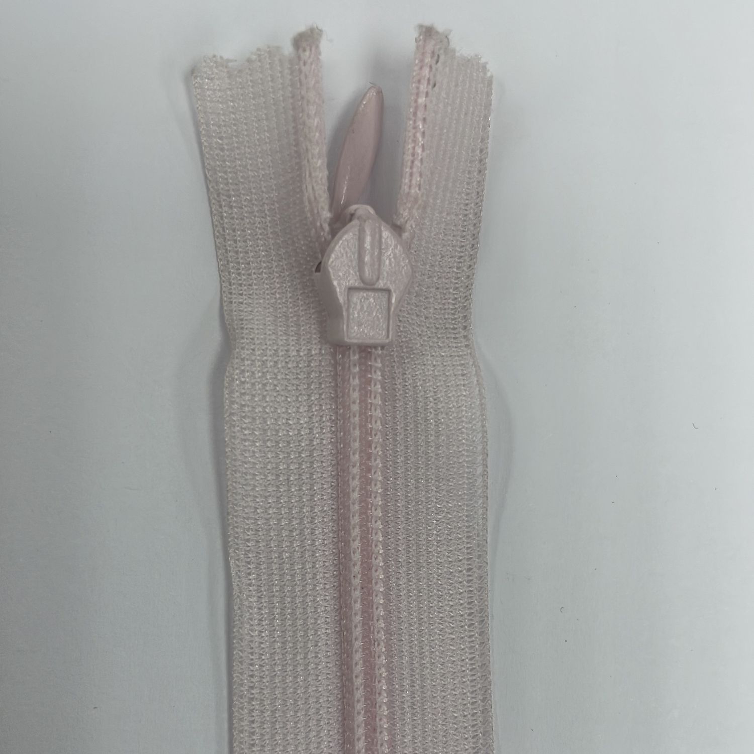 [ ZI-EN-511-20 ] Zip invisible 20cm - Pale pink per Each