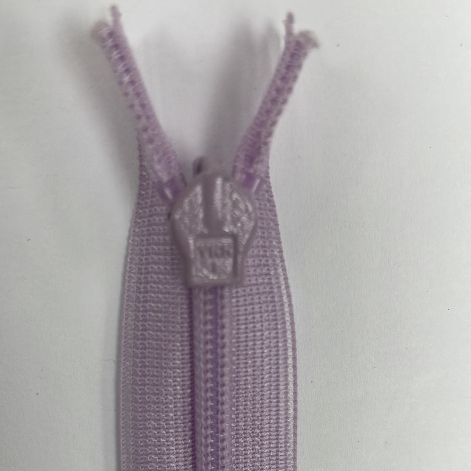 [ ZI-YKK-552-20 ] Zip invisible 20cm - Lilac per Each