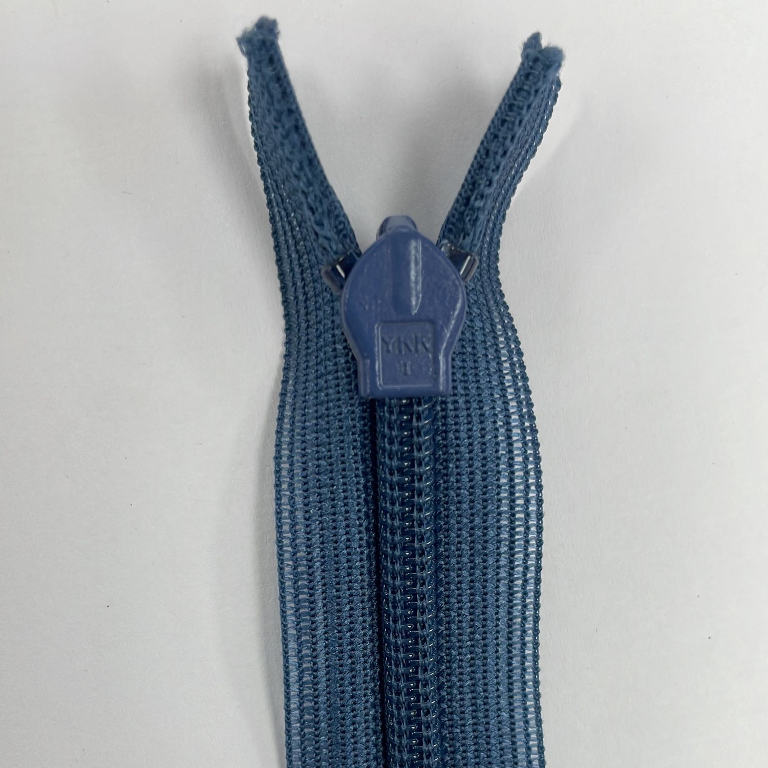[ ZI-YKK-839-20 ] Zip invisible 20cm - Airforce blue per Each