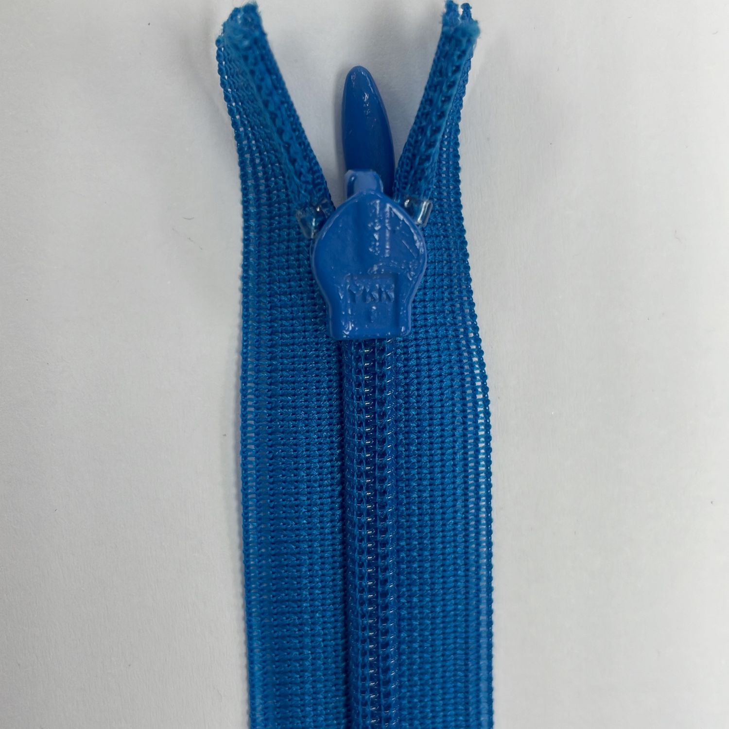 [ ZI-YKK-550-20 ] Zip invisible 20cm - True blue per Each