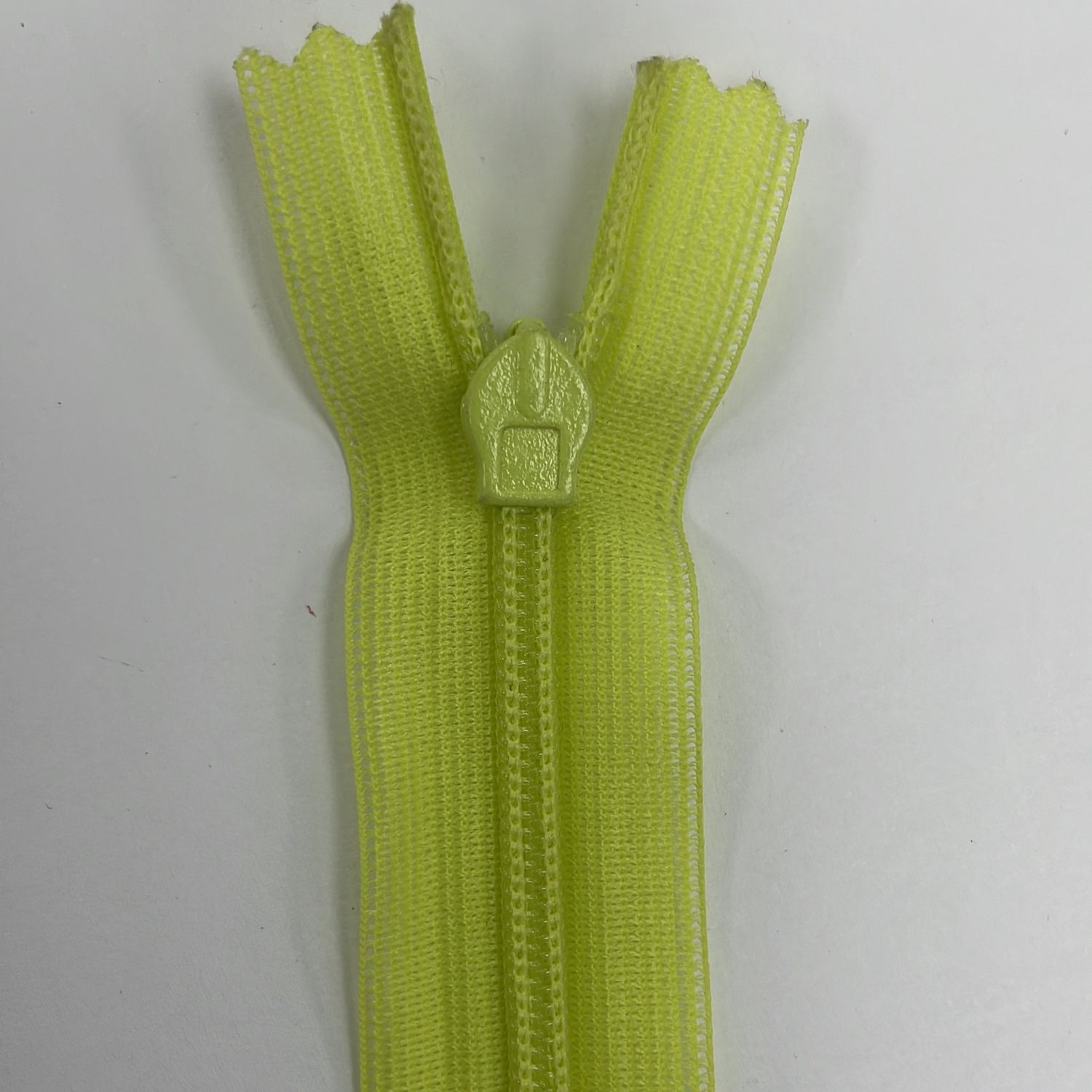 [ ZI-EN-804-20 ] Zip invisible 20cm Neon Yellow per Each