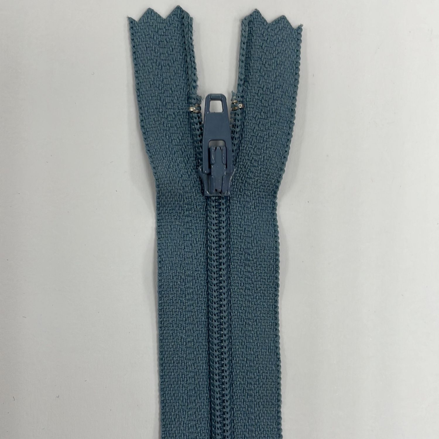 [ ZD-YKK-575-25 ] Zip dress 25cm - Pewter per Each