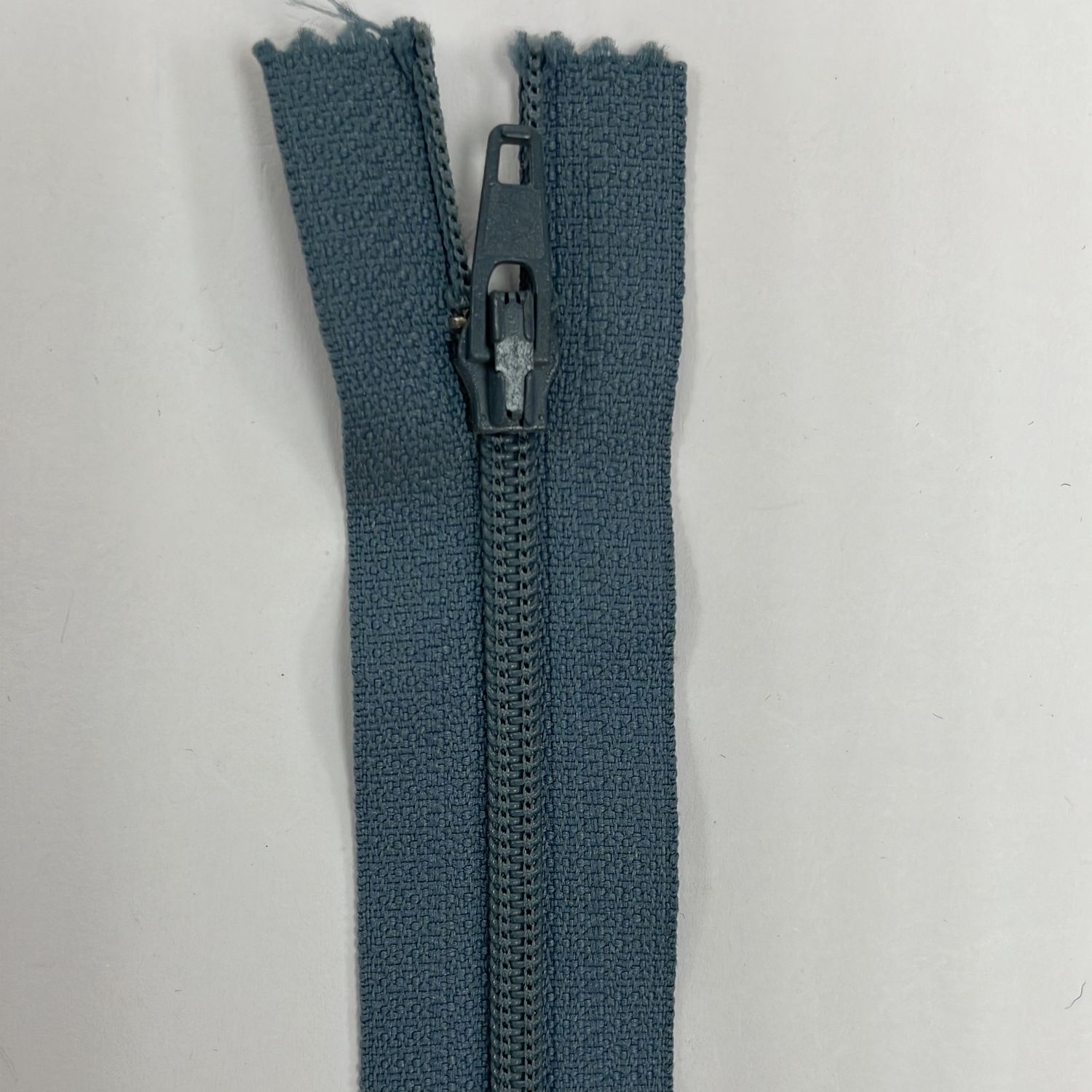[ ZD-YKK-575-30 ] Zip dress 30cm - Pewter per Each