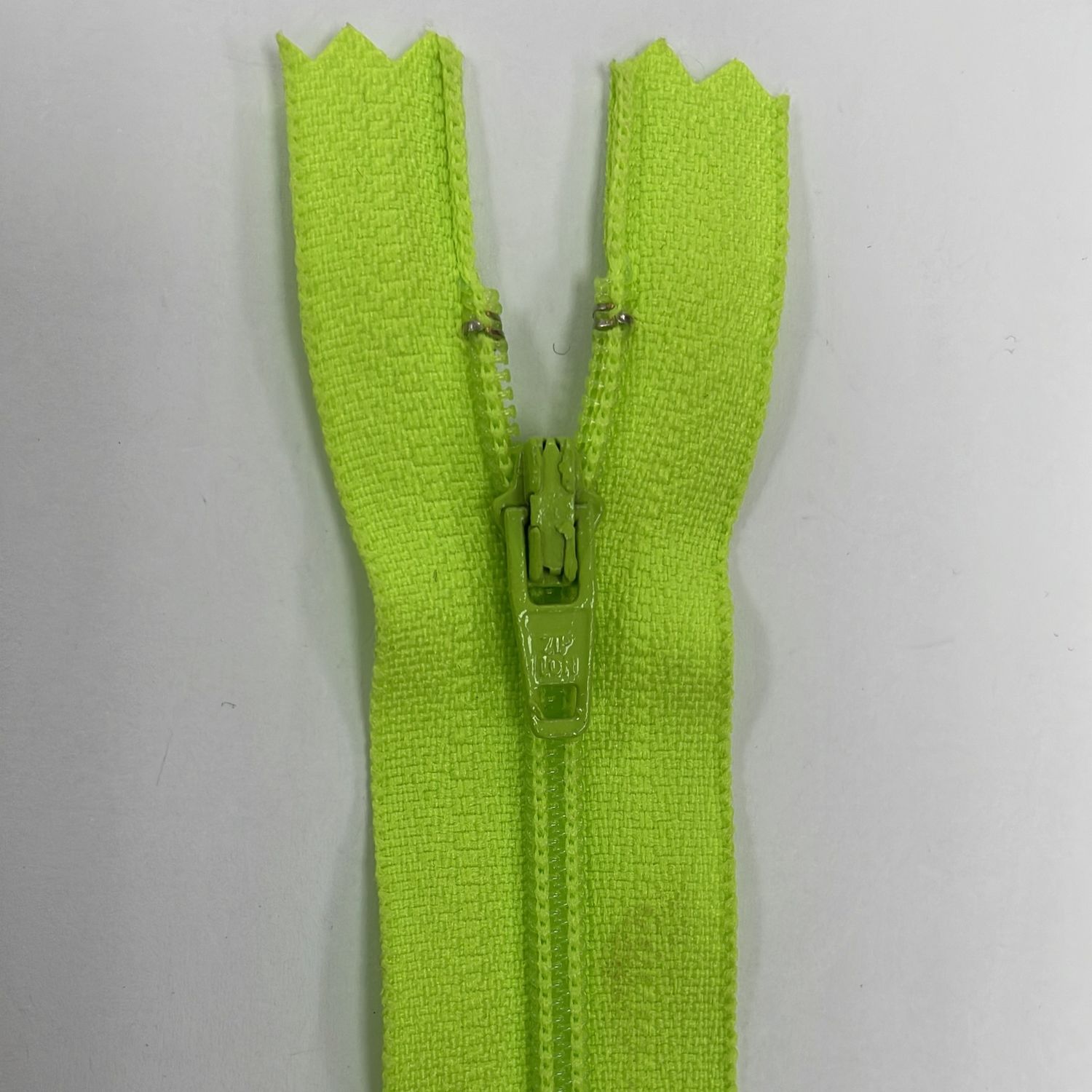 [ ZD-YKK-535-30 ] Zip dress 30cm - Neon green per Each