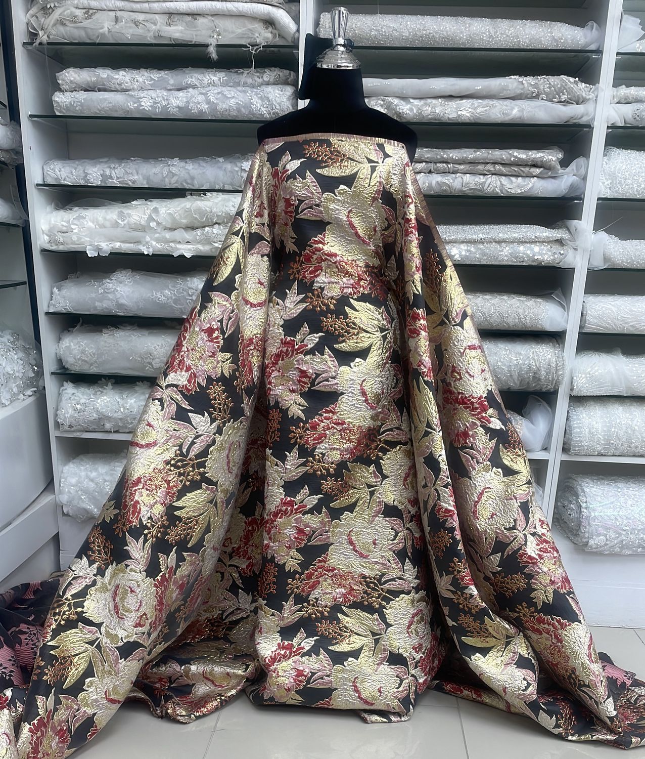 Dress Fabric Brocade-per m-150-02-Black Pink