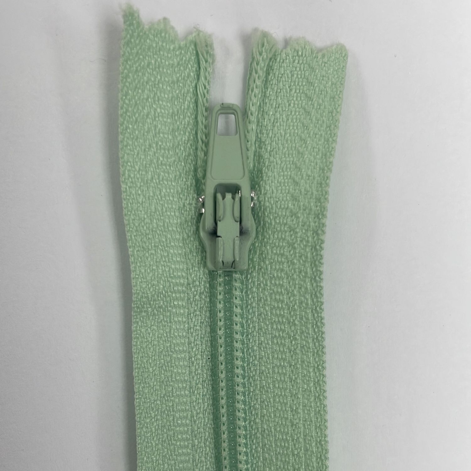 [ ZD-EN-532-55 ] Zip Dress 55cm - Light Green per Each