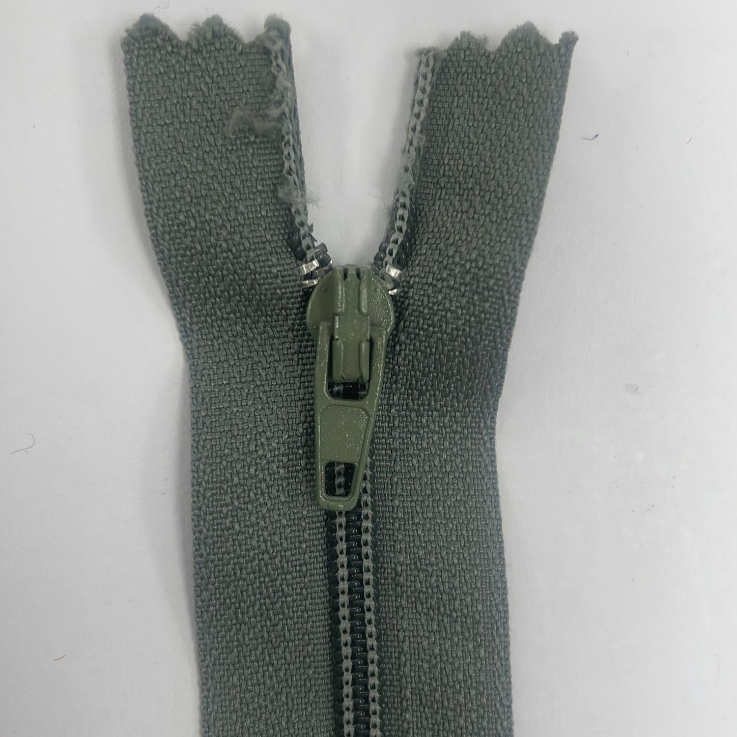 [ ZD-EN-562-40 ] Zip dress 40cm Pesto per Meter