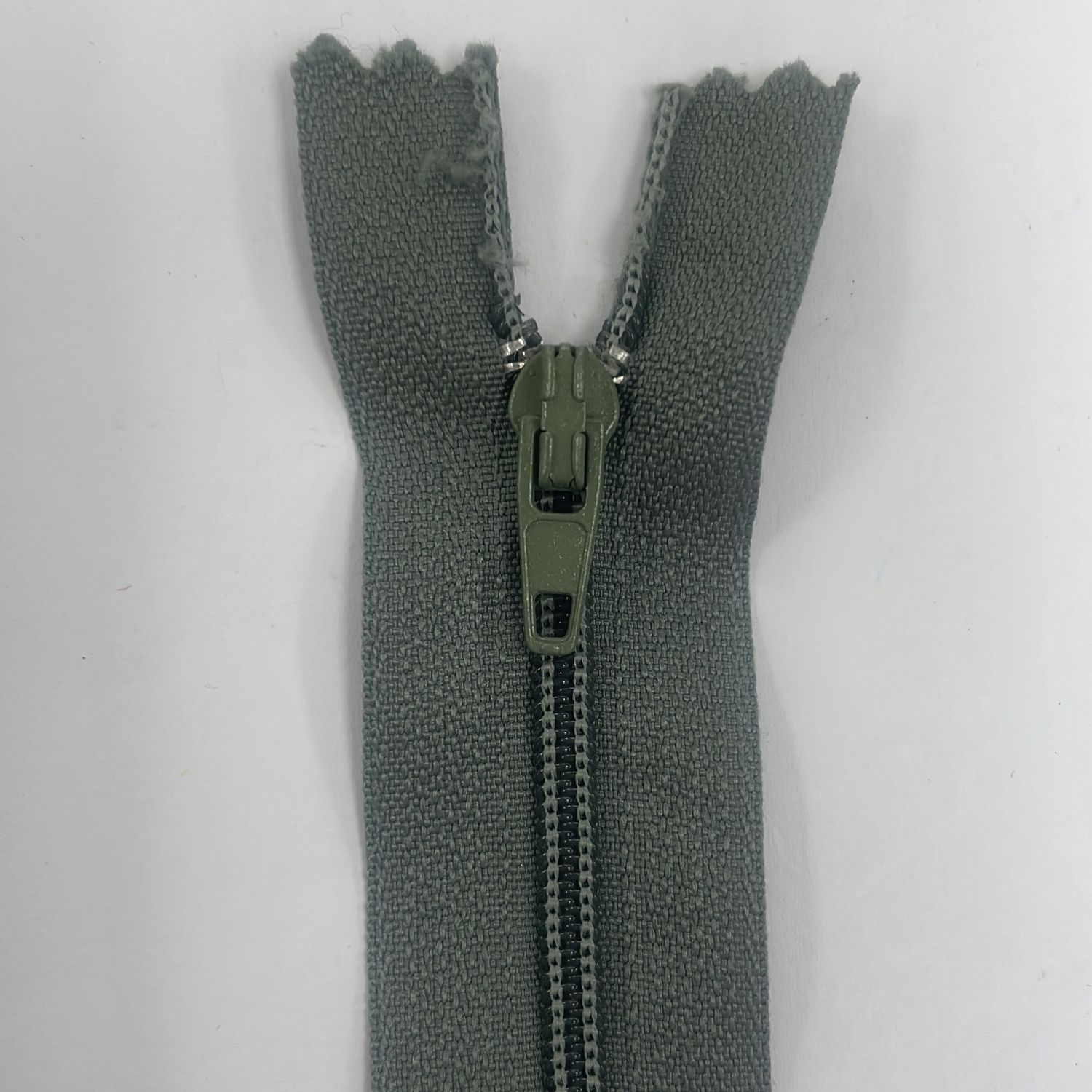 [ ZD-EN-562-20 ] Zip dress 20cm Pesto per Each