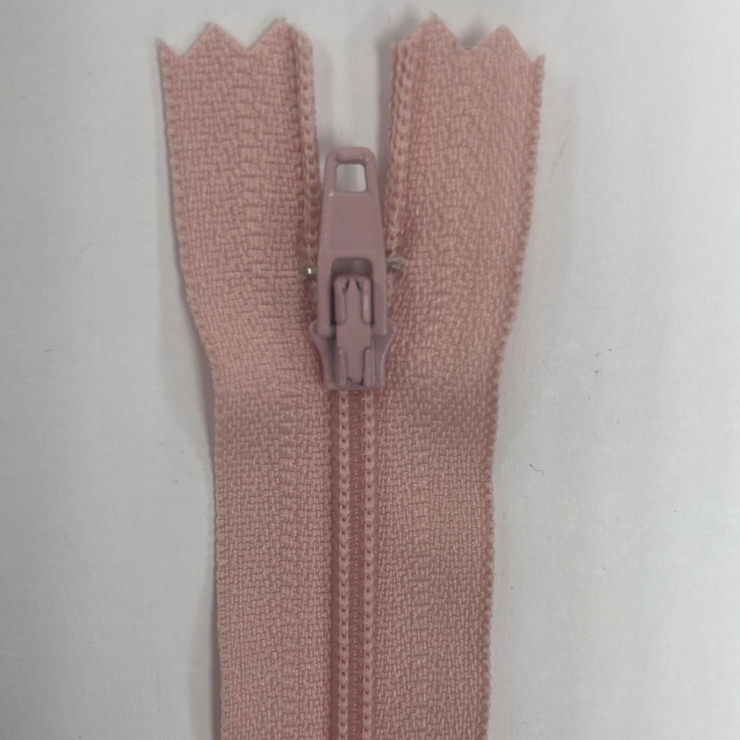[ ZD-YKK-811-55 ] Zip dress 55cm Baby pink per Meter