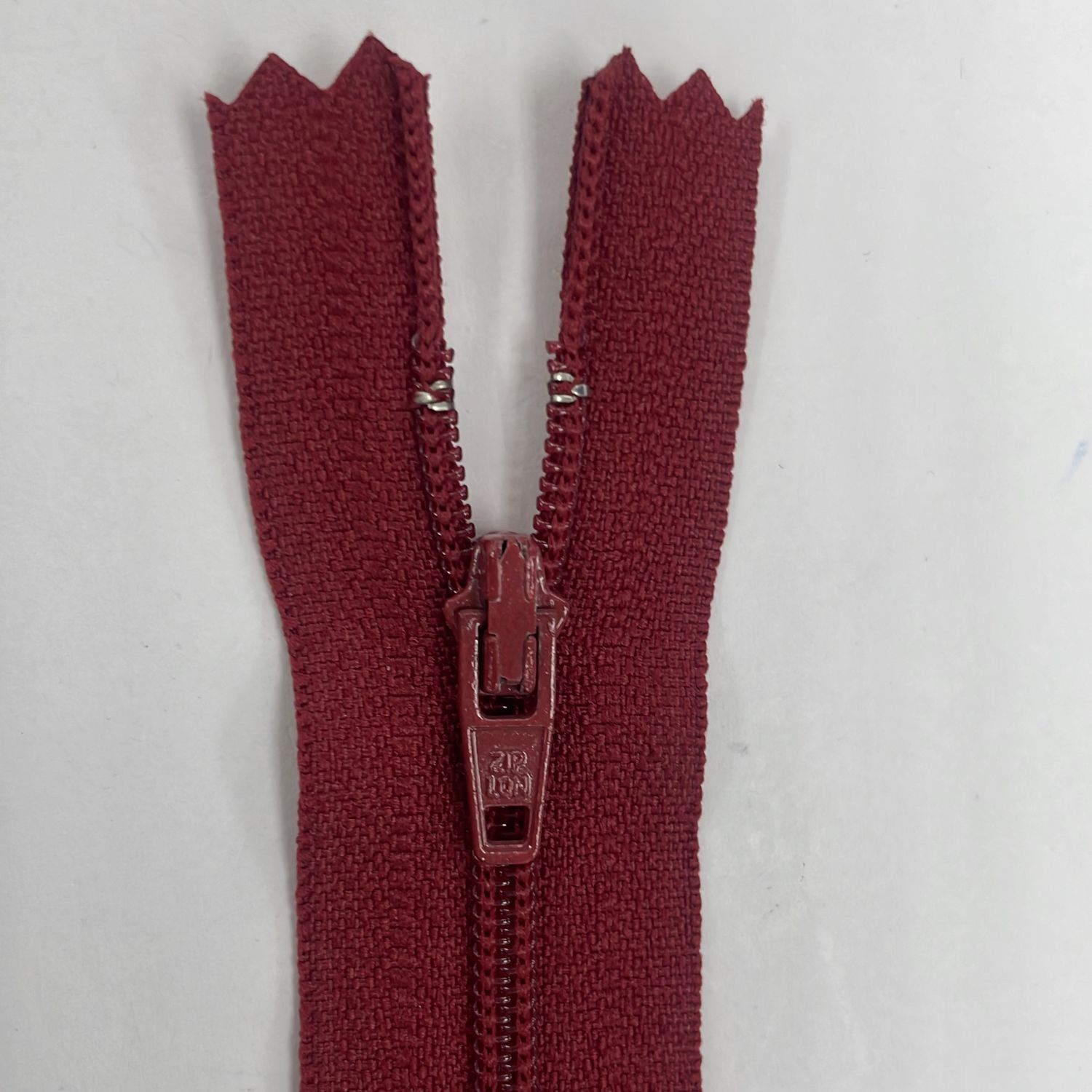 [ ZD-YKK-520-45 ] Zip dress 45cm - Maroon per Each