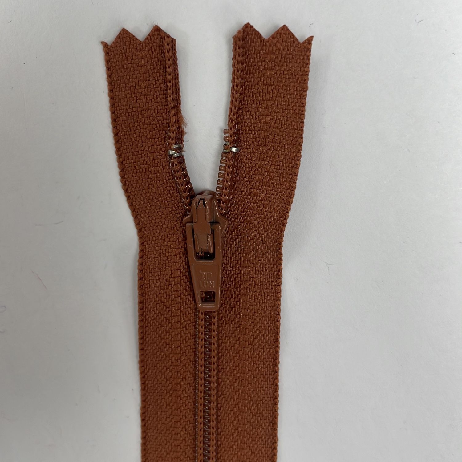 [ ZD-YKK-809-15 ] Zip dress 15cm - Rust brown per Each