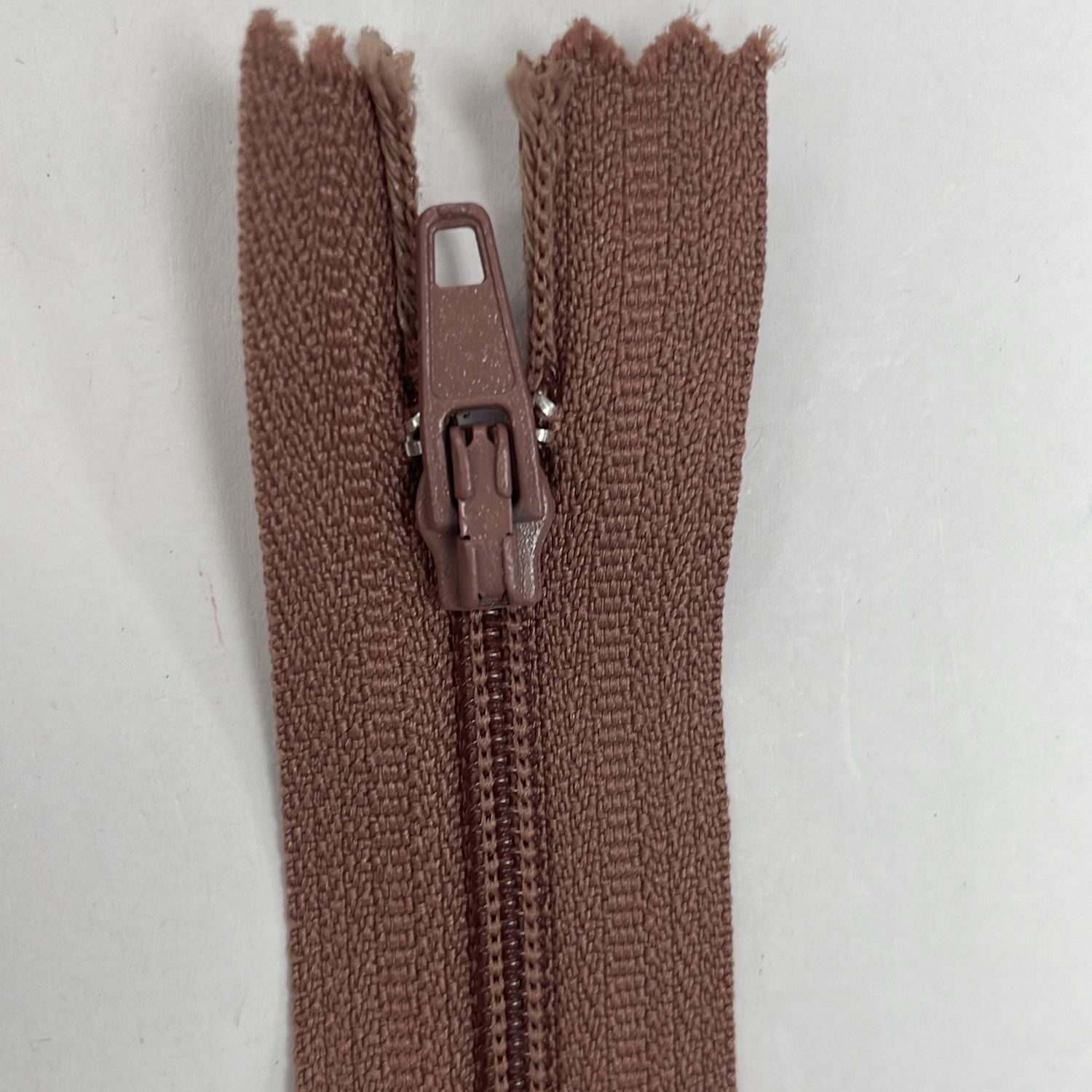[ ZD-EN-283-25 ] Zip dress 25cm Lt Brown per