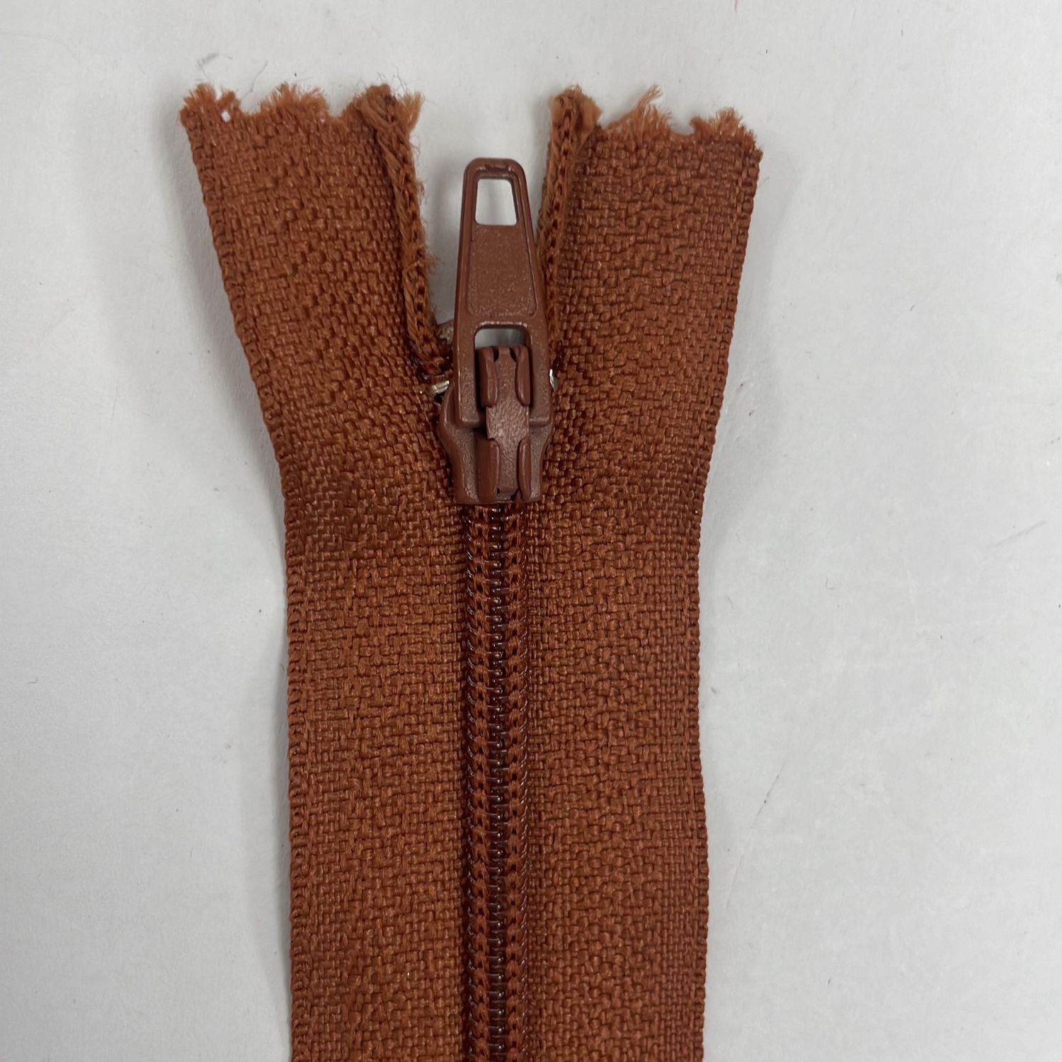 [ ZD-EN-809-25 ] Zip dress 25cm - Rust brown per Each
