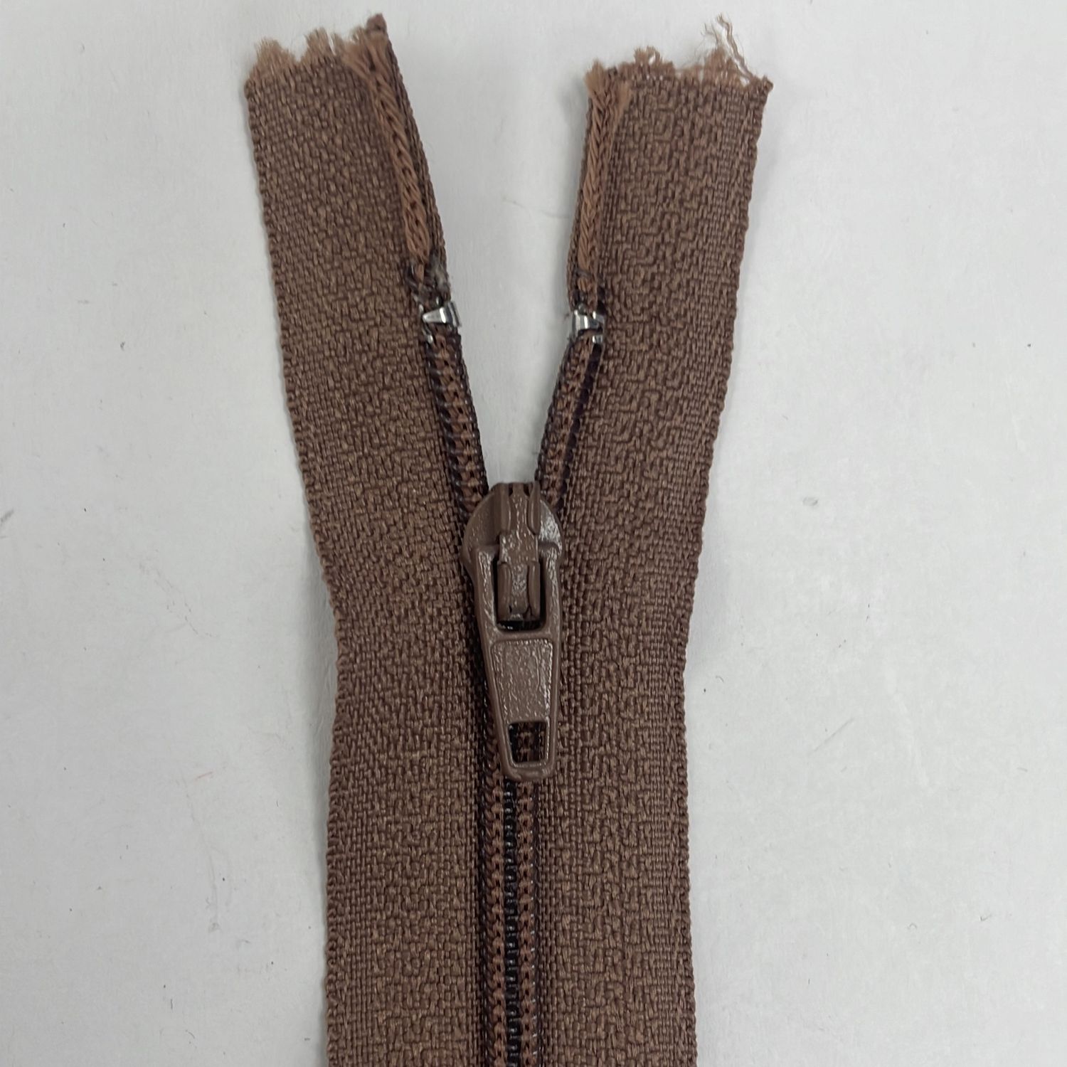 [ ZD-EN-854-25 ] Zip dress 25cm - Taupe per Each