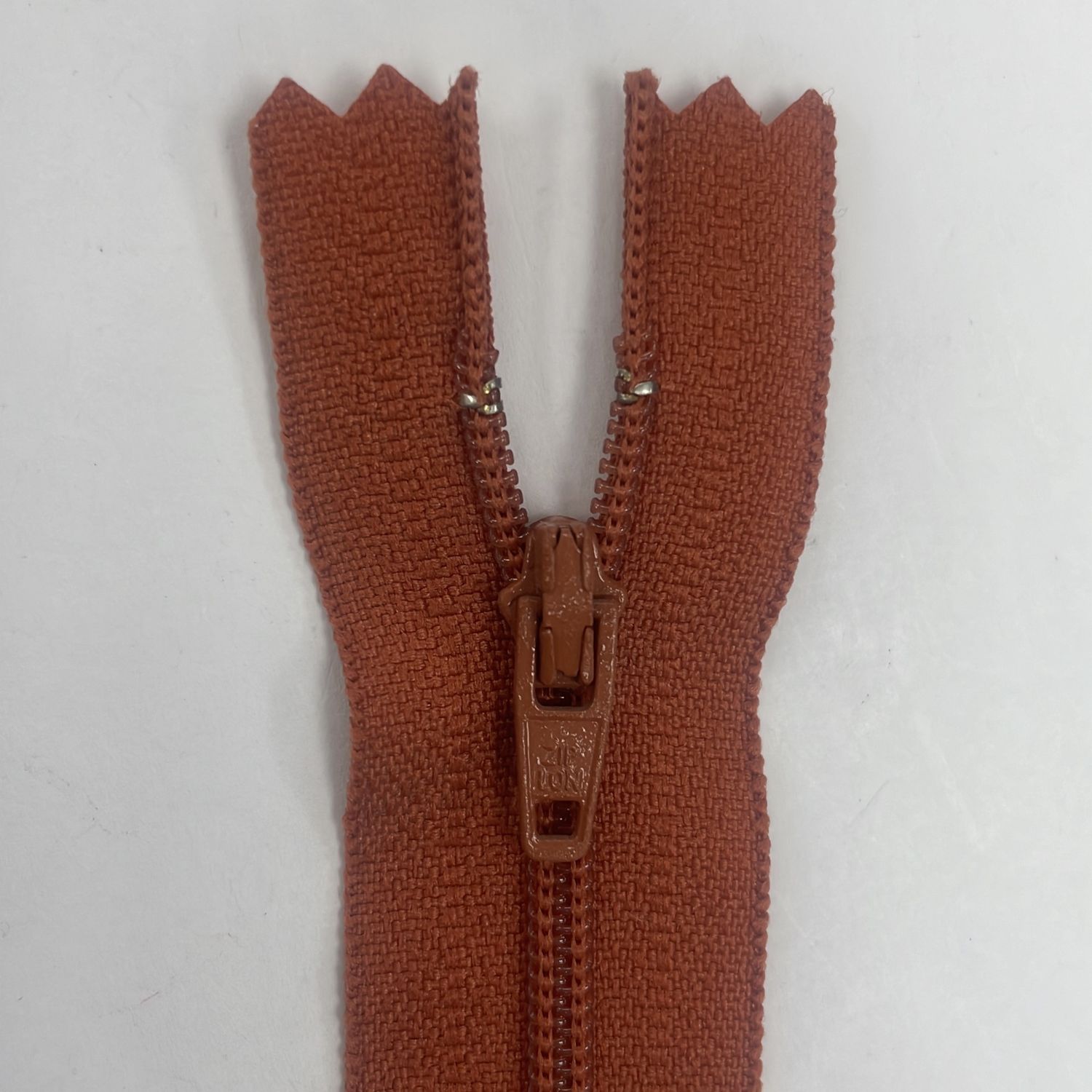 [ ZD-YKK-850-15 ] Zip dress 15cm - Rust orange per Each