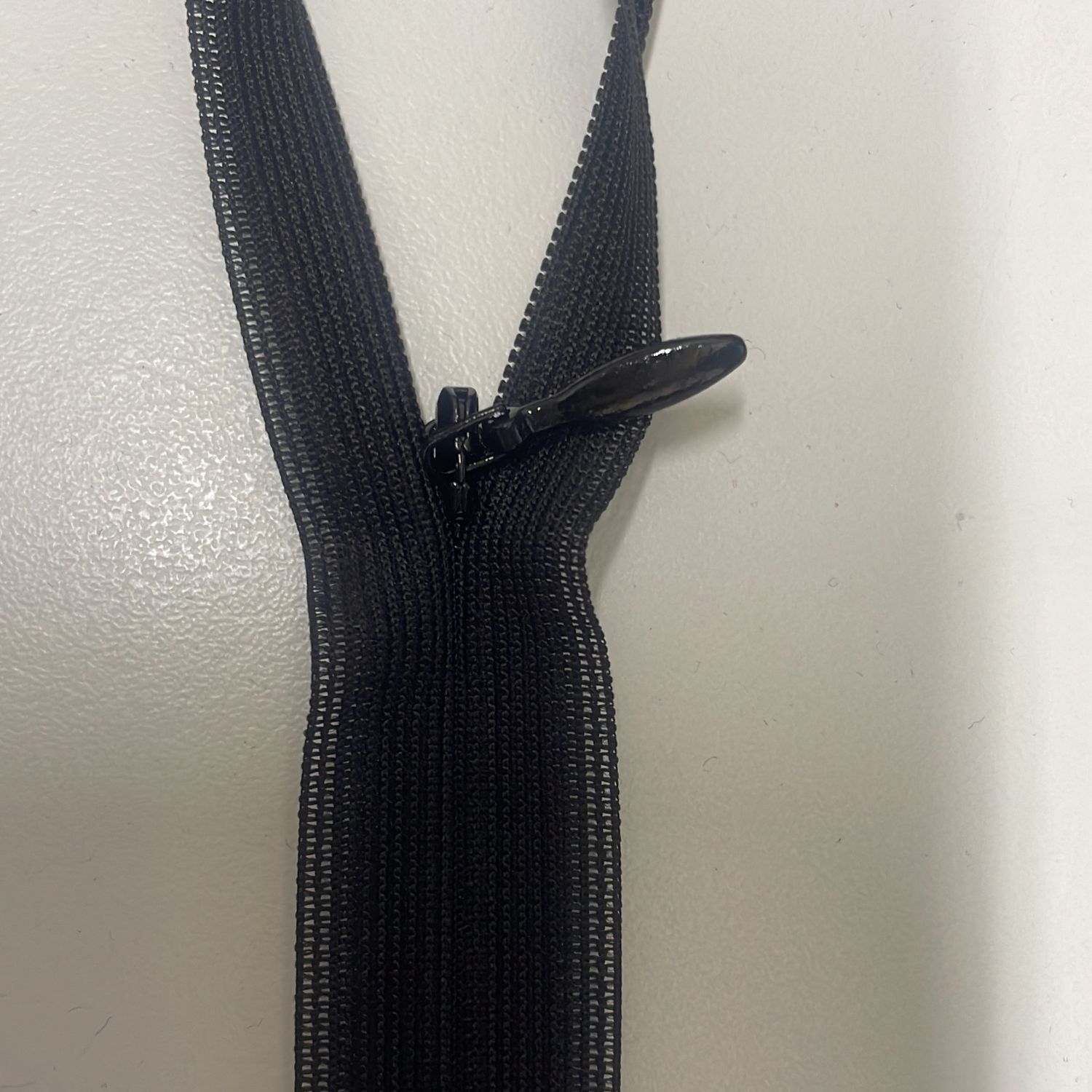 [ 17987 ] Zip Invisible/60/5g/Black per Each