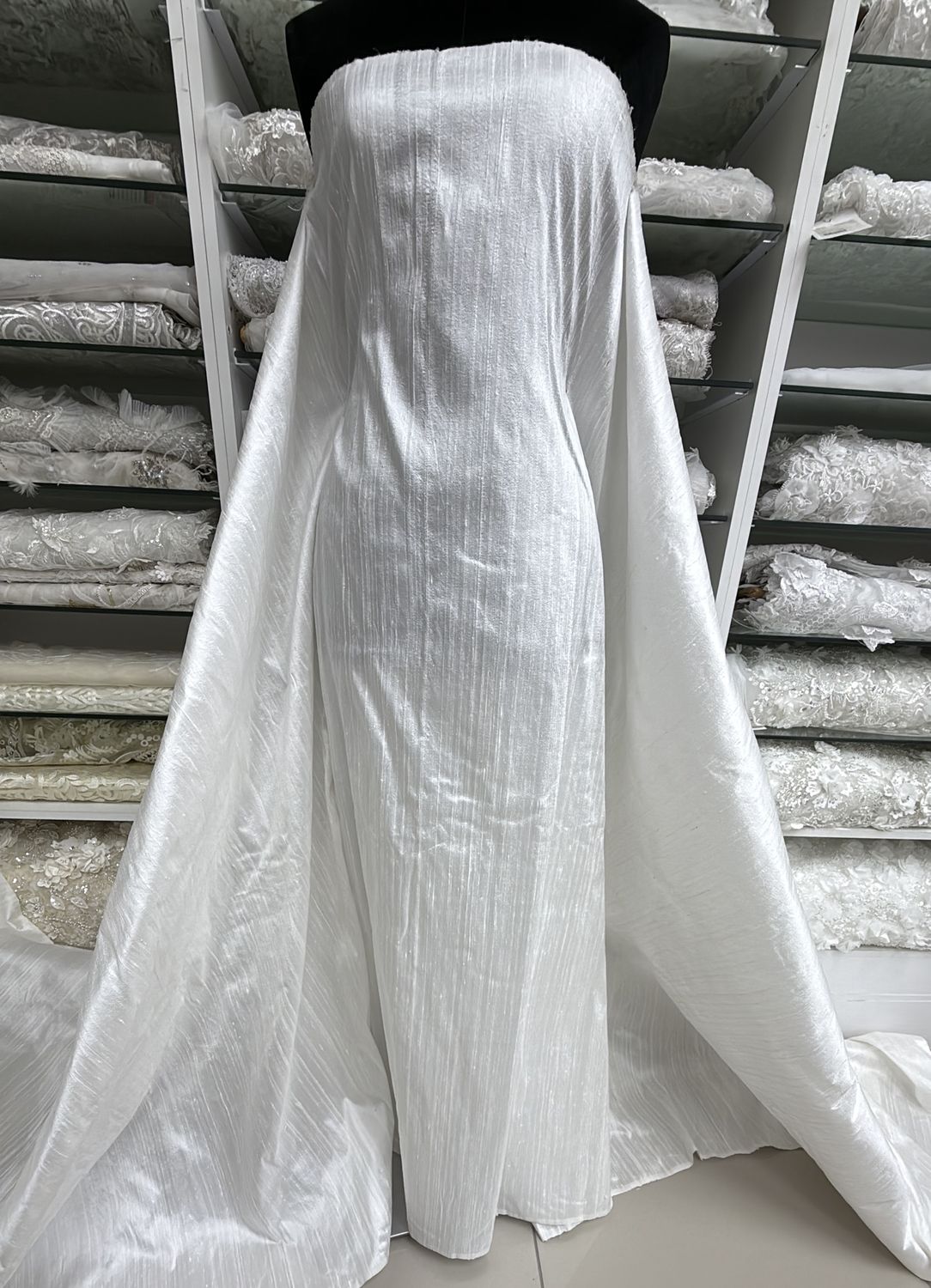 Silk Dupioni Indian-per m-135-02-Silk White