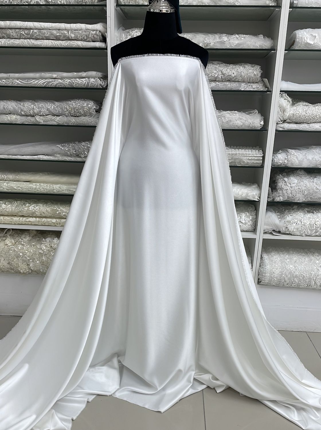 [ 17817 ] Crepe Crispy Plain Dyed/150cm/5g/OFF WHITE Col 15 - per Meter