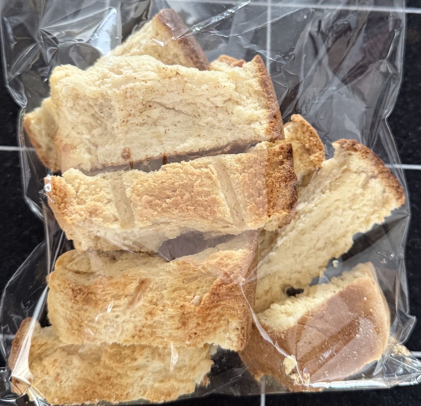 BUTTERMILK  RUSKS.   Contains: Sugar, Gluten, Wheat Flour, Nuts, Milk, Eggs, Butter, Salt. No Preservatives.