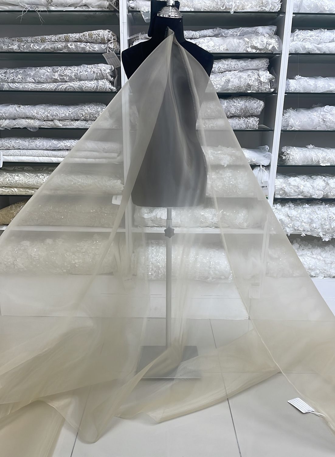 CRINOLENE H HAIR-(per m)-150-02-Champagne