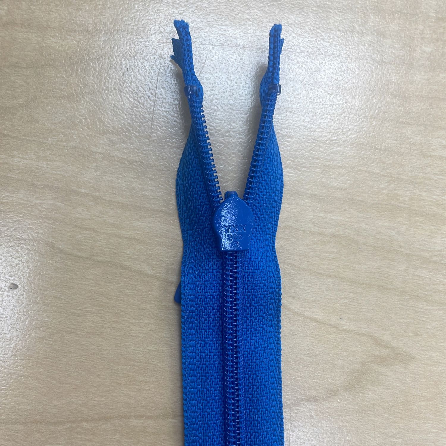 ZIP INVISIBLE-65-CM ea-909-PINE TONE