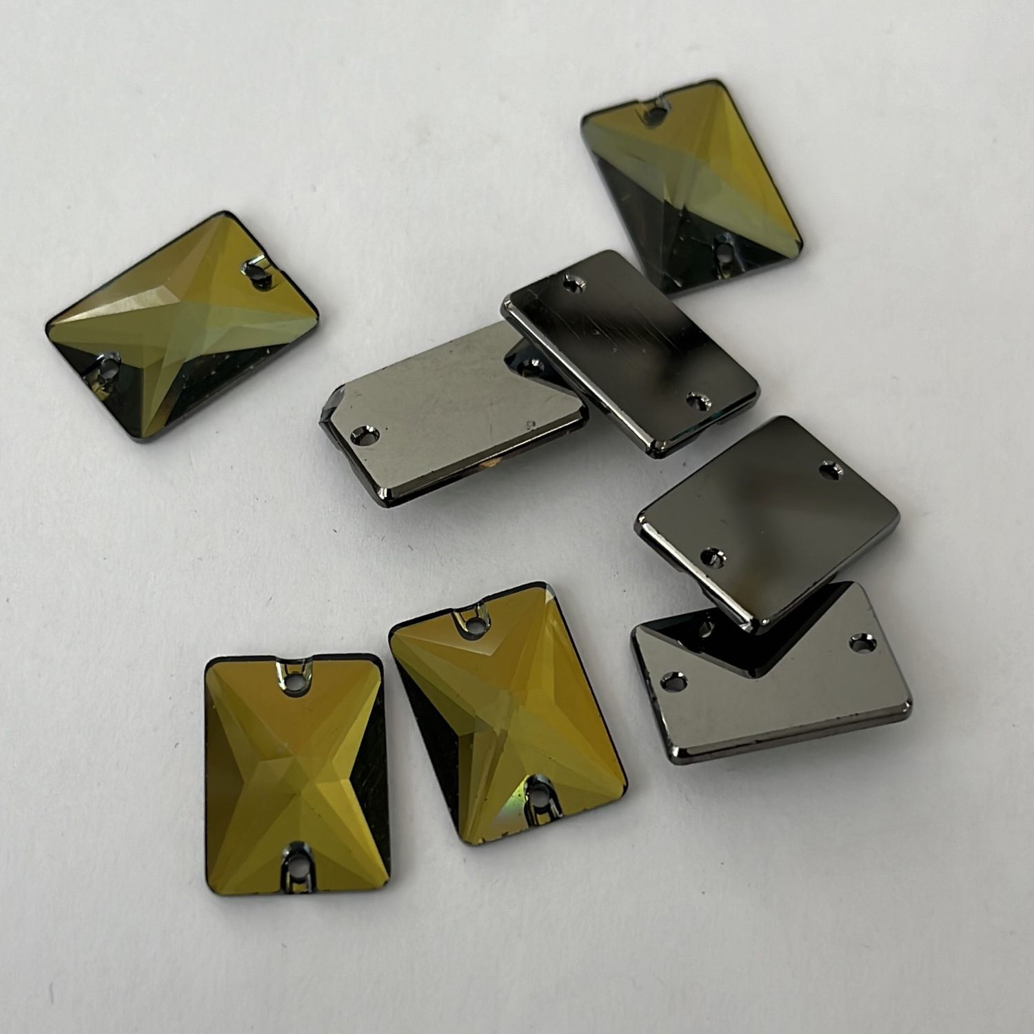 [ SW-CR325018-132 ] Swarovski Crystal Tabac Rect Sew on per Each