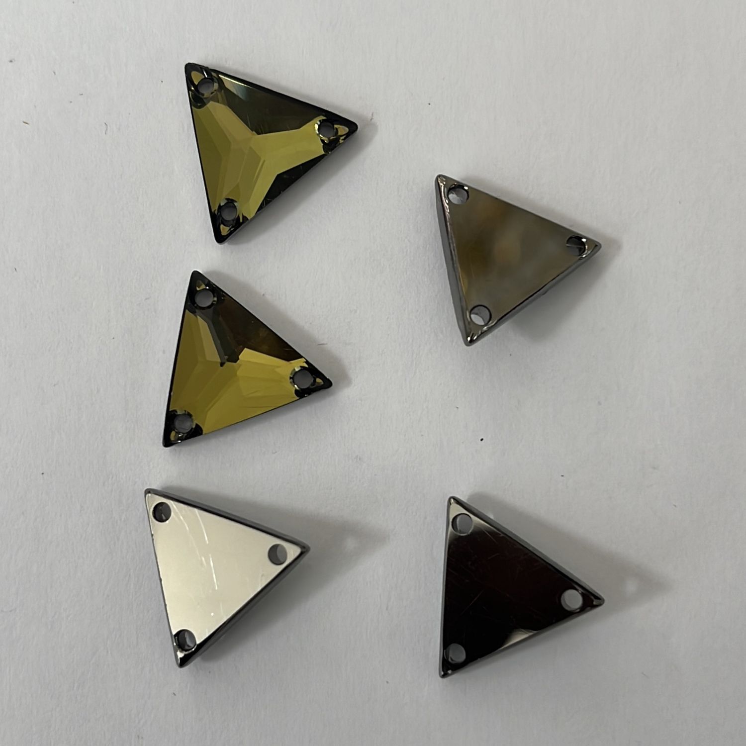 [ SW-CR327016MM3 ] Swarovski Crystal Tabac Triangle Sew On per Each