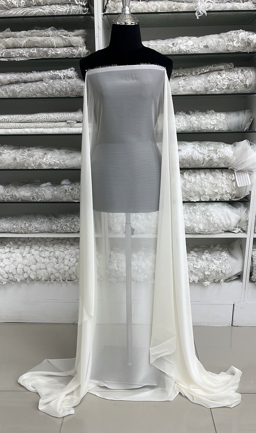 [ 18848 ] Chiffon Cationic/150cm/5g/CREAM per Meter