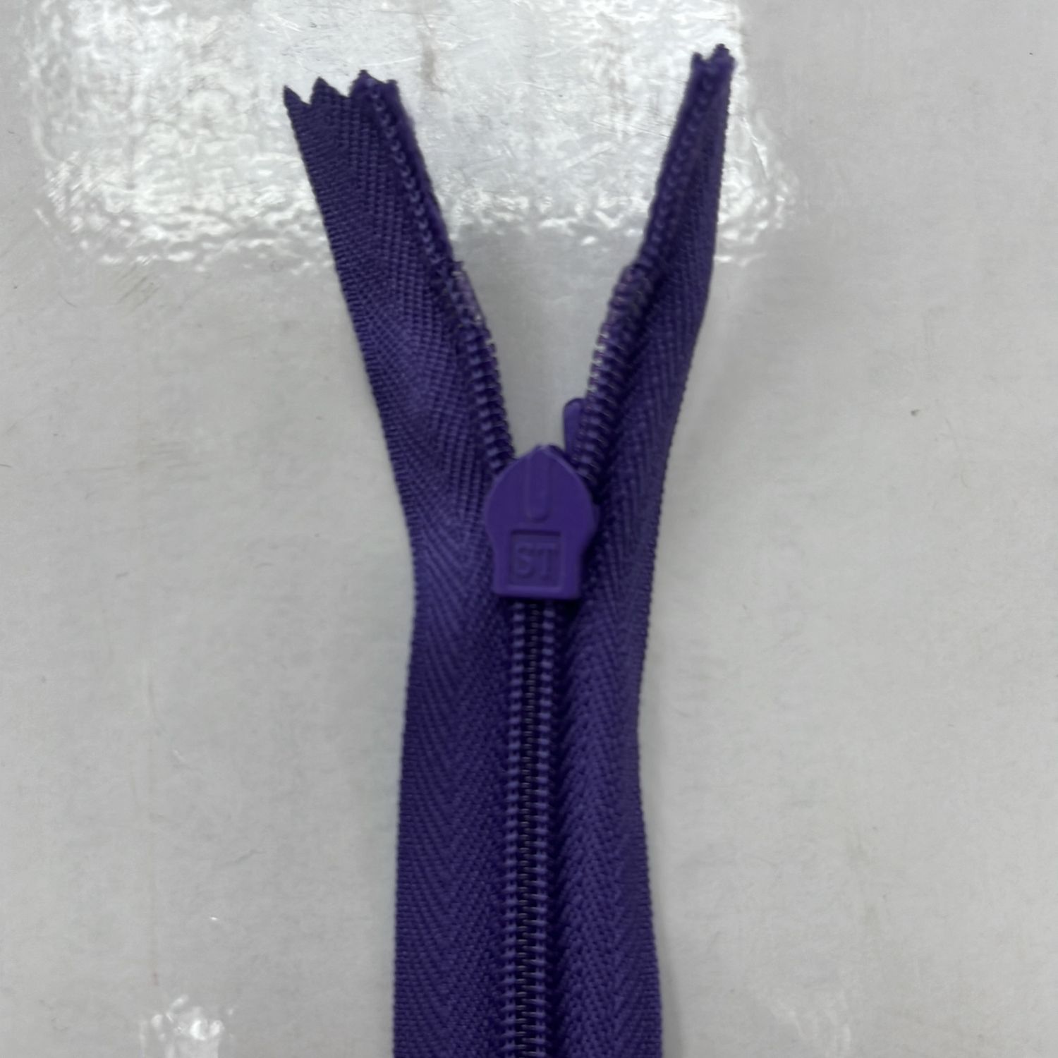 [ 19007 ] Zip Invisible Cotton/50cm/5g/Purple per Each