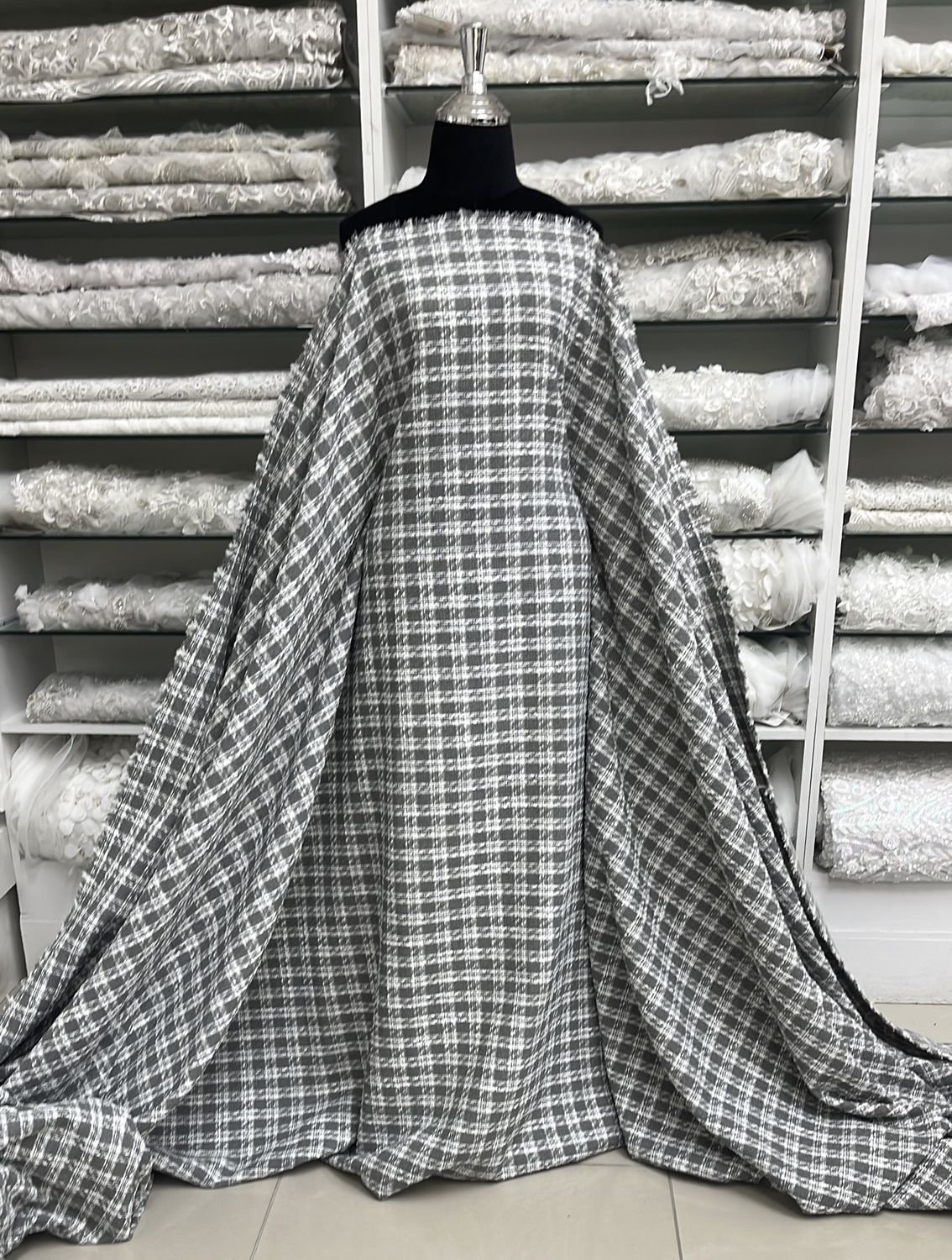 [ 24964 ] Boucle Cardin-GZ-39787-150-Grey-05 per Meter