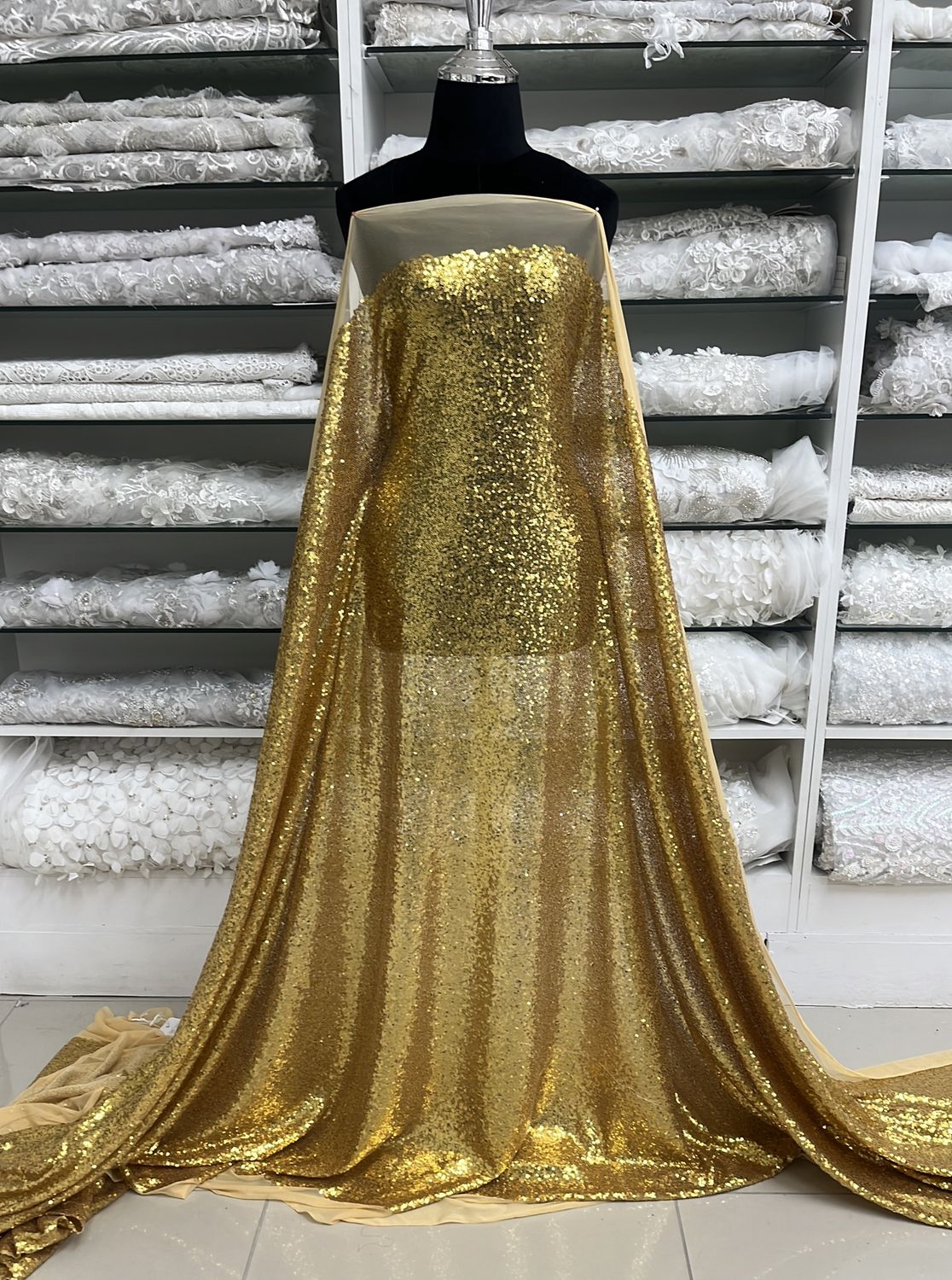 [ 25016 ] Tulle Sequence-GZ-GZNO 0136-137-Gold-06 per Meter