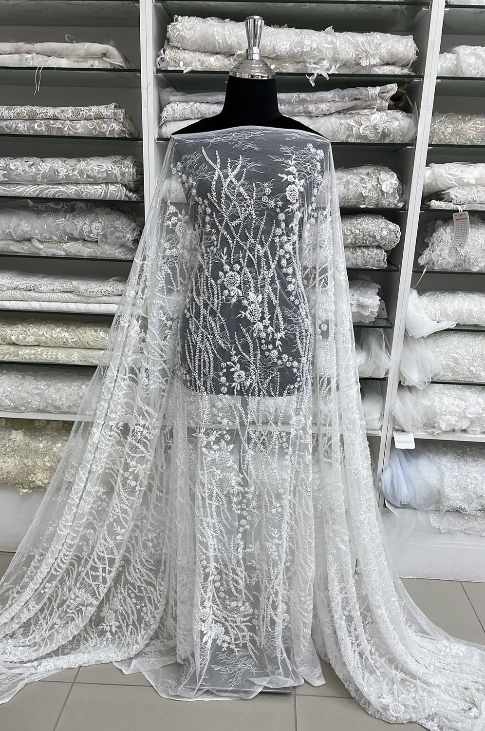 Wedding Dress Fabric Lace Chantilly Beaded-per m-150-01-WHITE