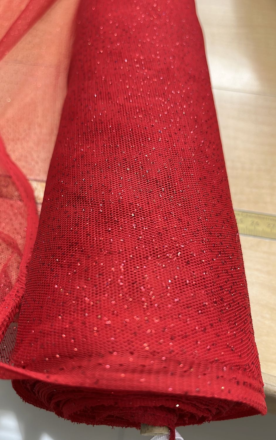 GLITTER TULLE 150 - RED - 04