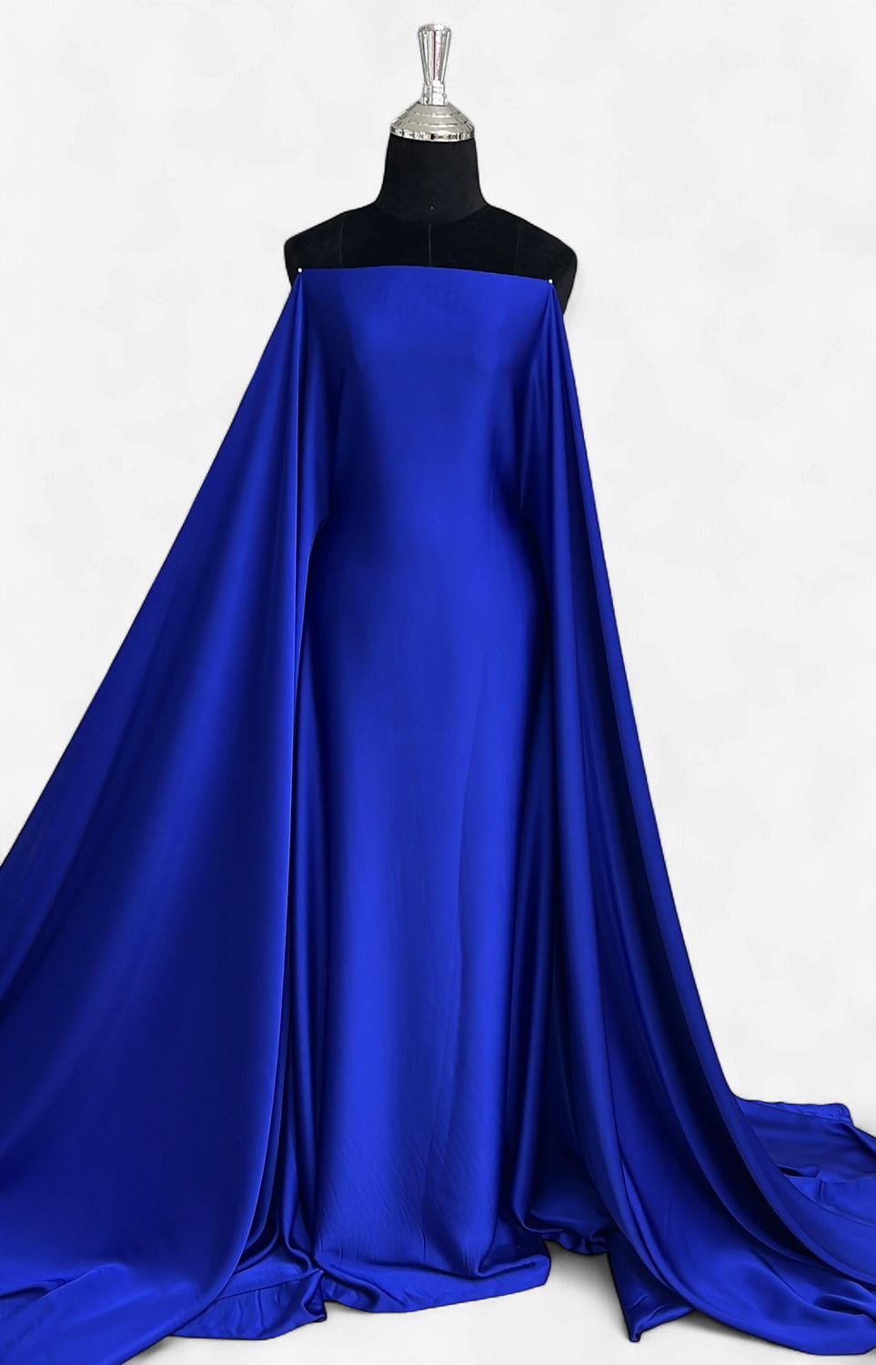 PARIS SILK -(per m)-150-20-ROYAL-Despite the name "silk", commercial Paris Silk is a high-grade, silky-smooth synthetic imitation silk.