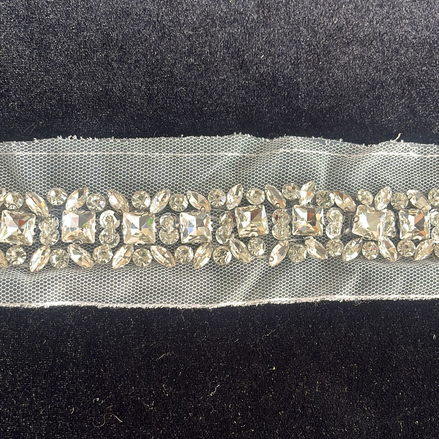 BRAID WITH JEWEL STONES-/m-02-WHITE SILVER